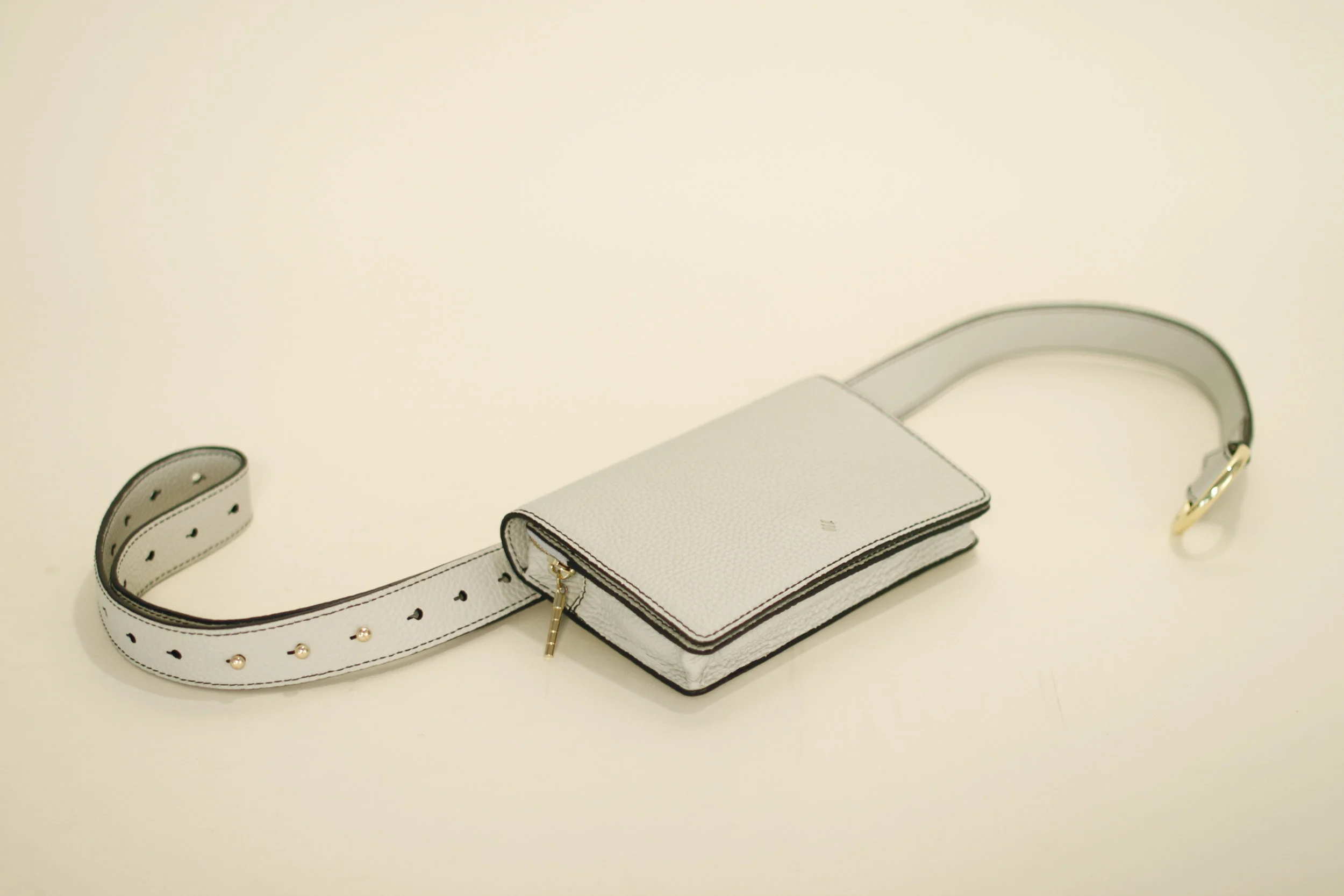 IRULA PRODUCT_ASHYA_CEDARMINI_SILVER_3.jpg