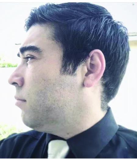Headshot1.jpg