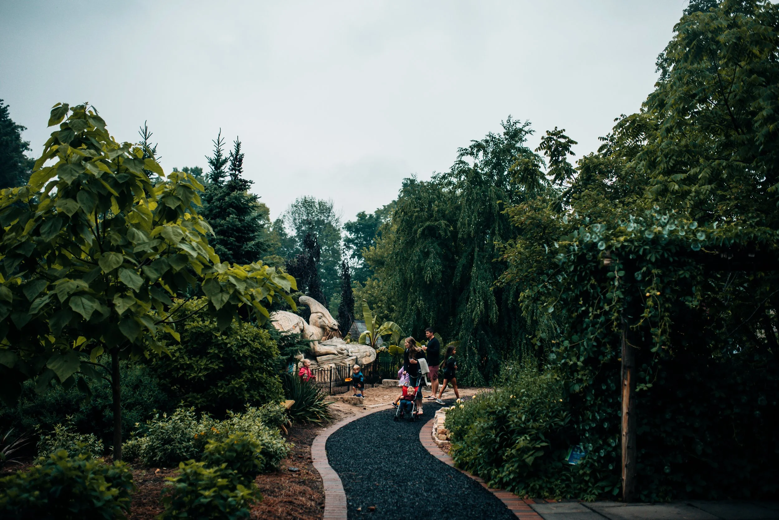 Curious George and the Pizza Family Picnic