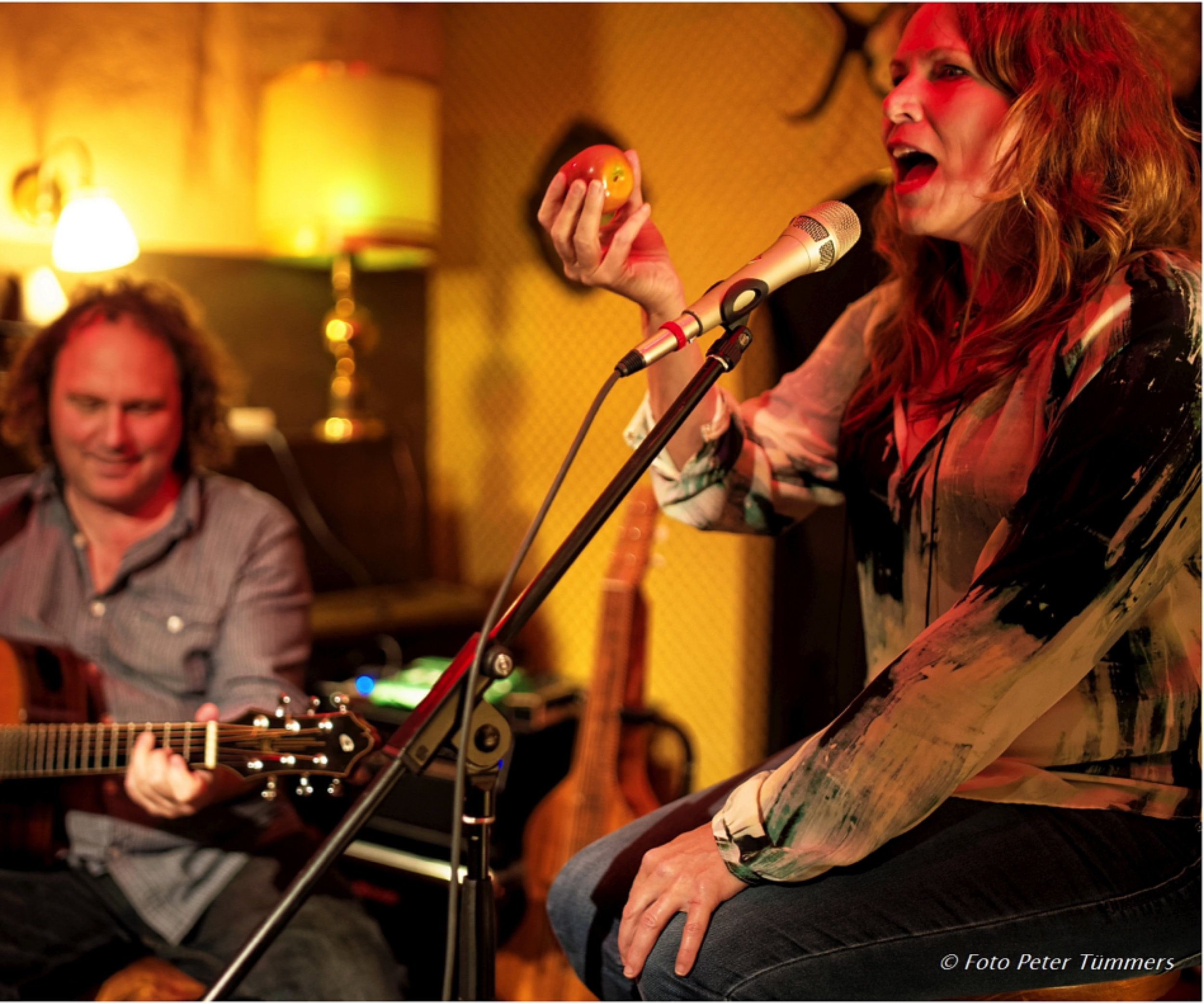Vocalist Cindy Scott and guitarist Brian Seeger embrace the sounds of the Great American Songbook, the music of New Orleans, southern soul, and Americana.