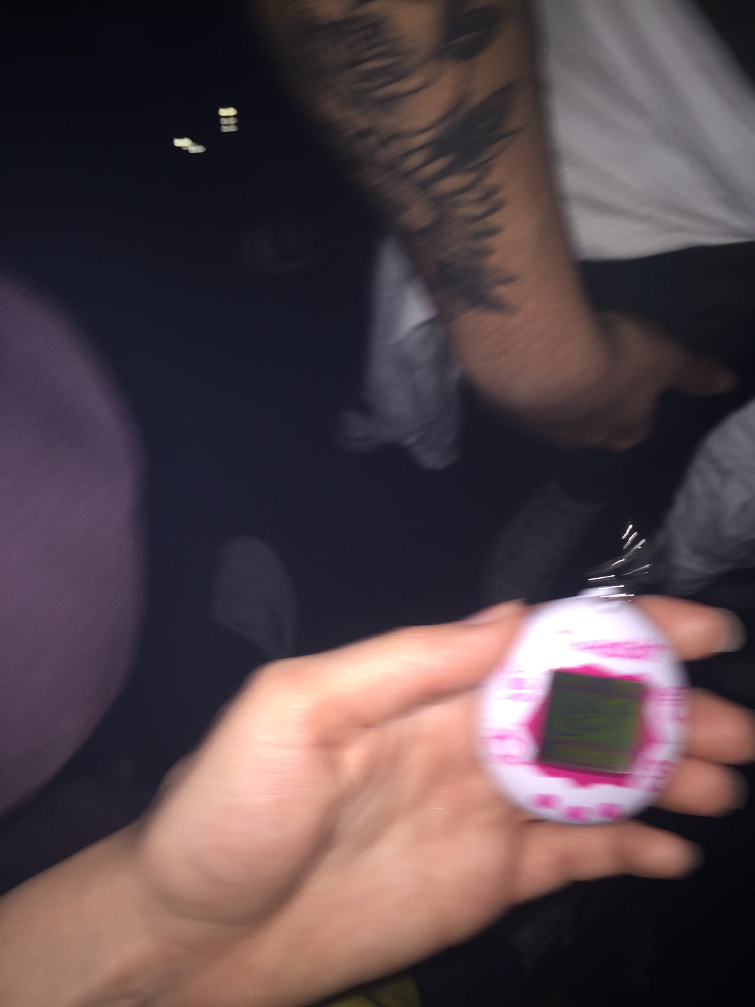 Tamagotchi dancing