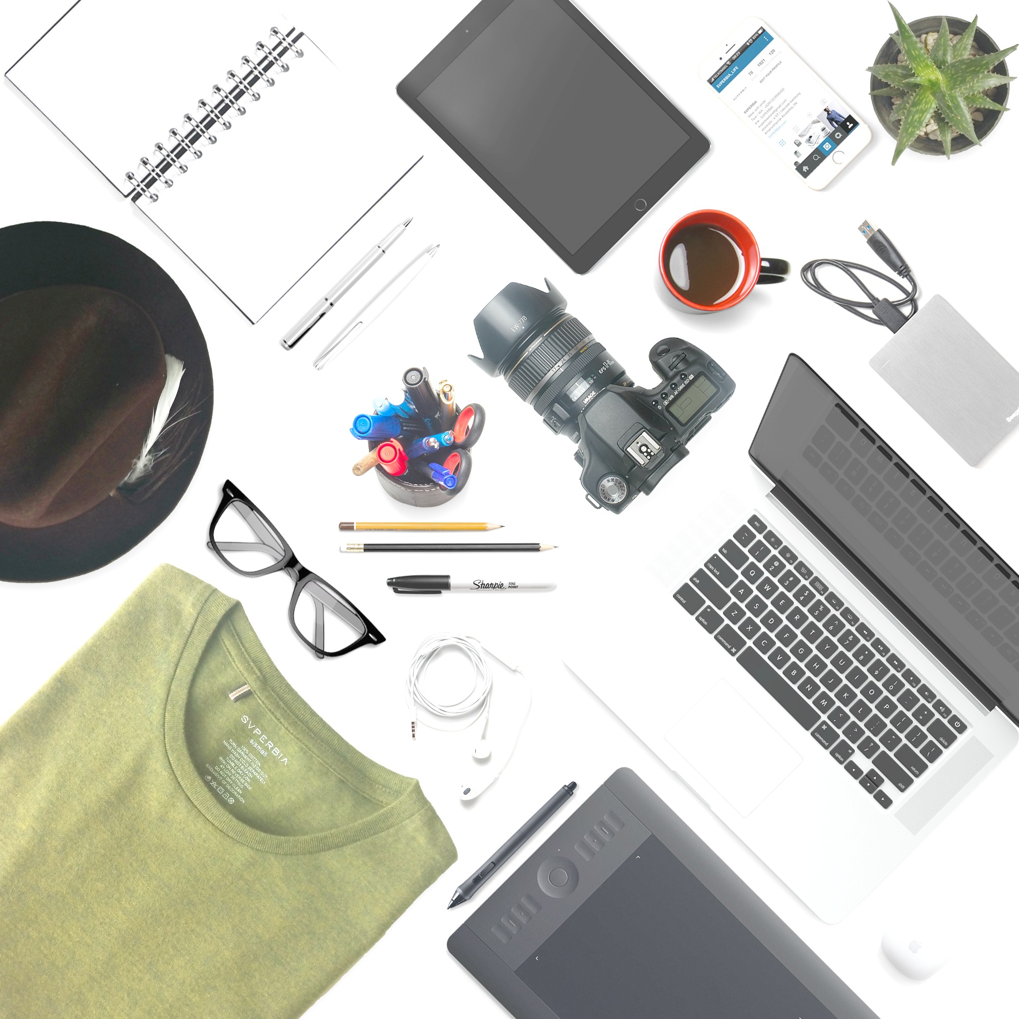 TECH FLATLAY .jpg