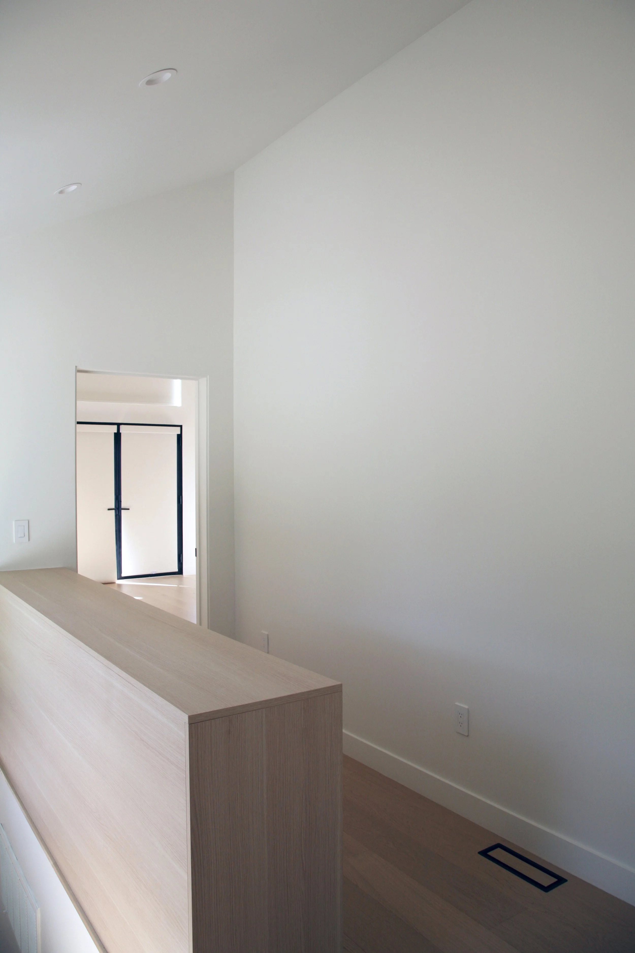 SAN CARLOS HOUSE 12 HALL.JPG