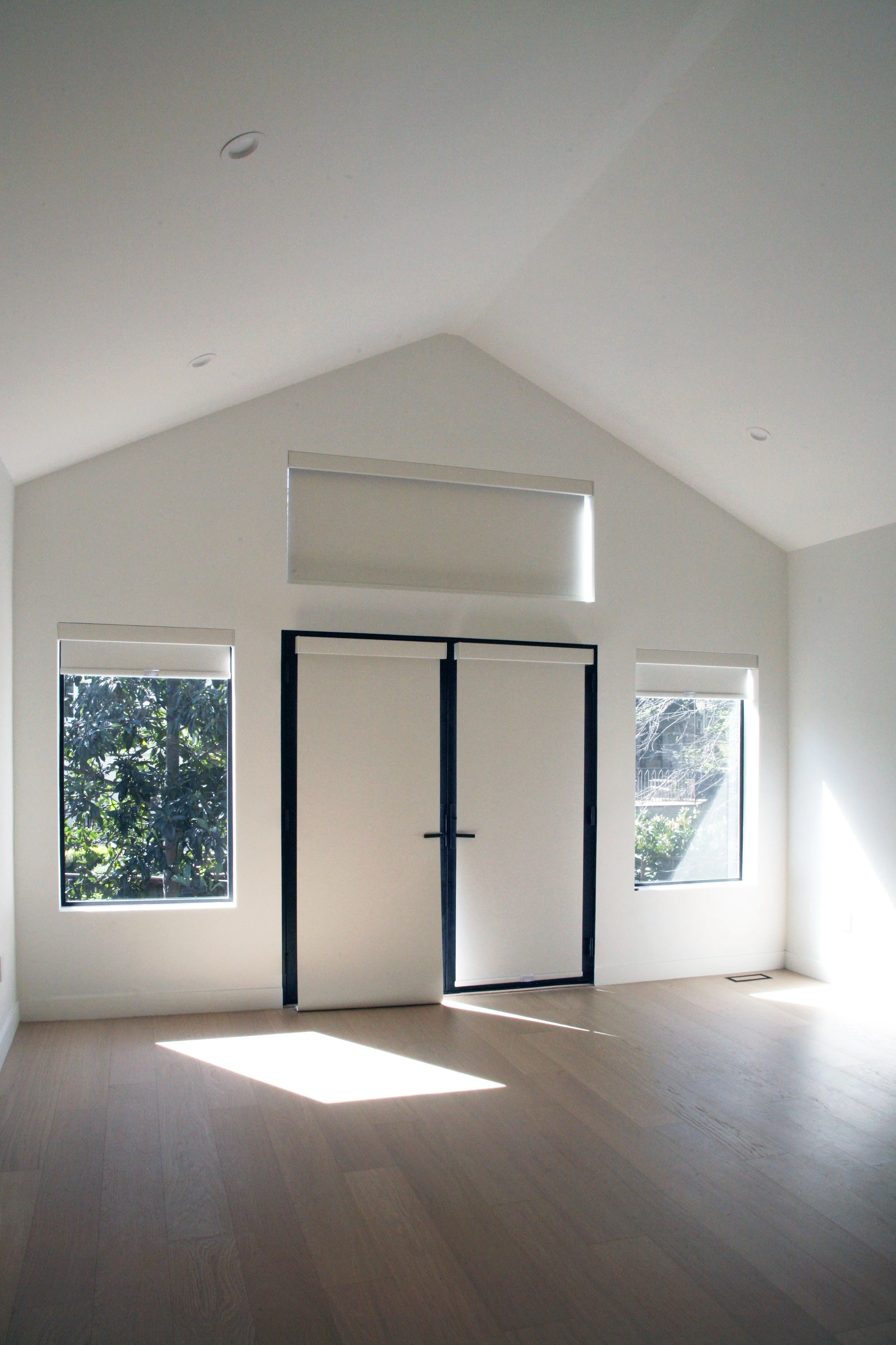SAN CARLOS HOUSE 90 PRIMARY BEDROOM.JPG
