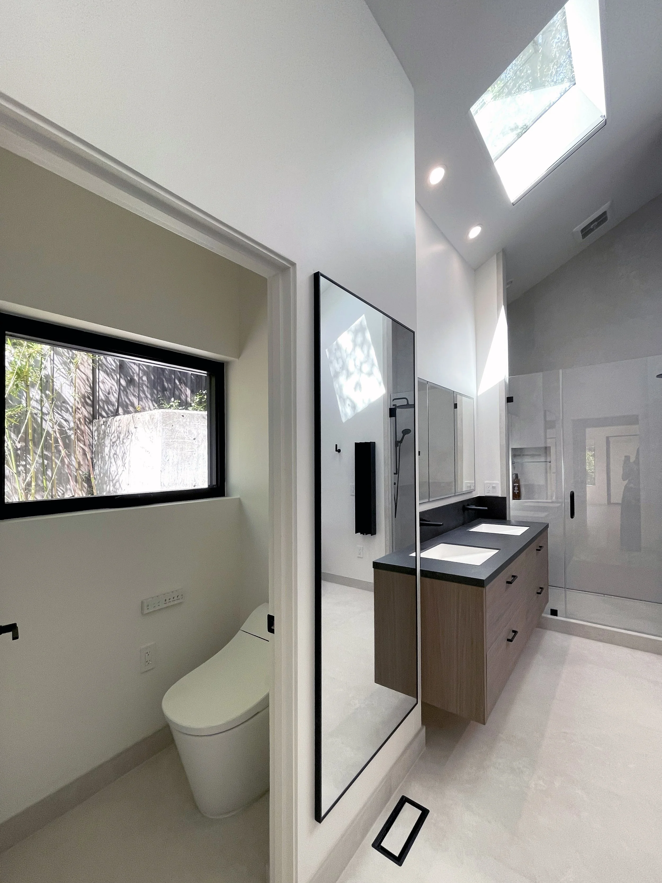 SAN CARLOS HOUSE 78 PRIMARY BATH.jpeg