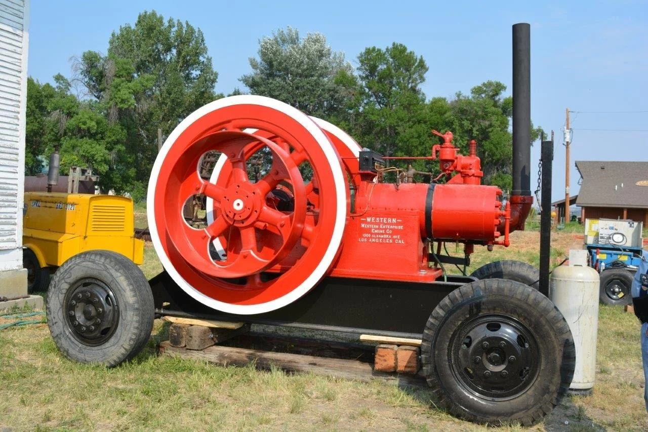 Engines Western.jpg