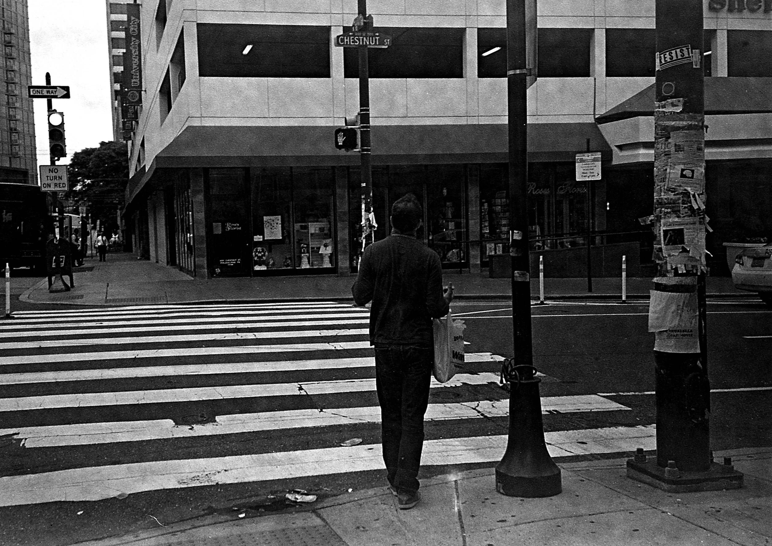 Caf_QL17_TMAX400_730.jpg