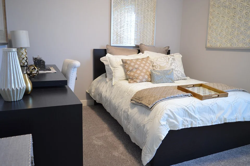 bedroom-1078890_960_720.jpg