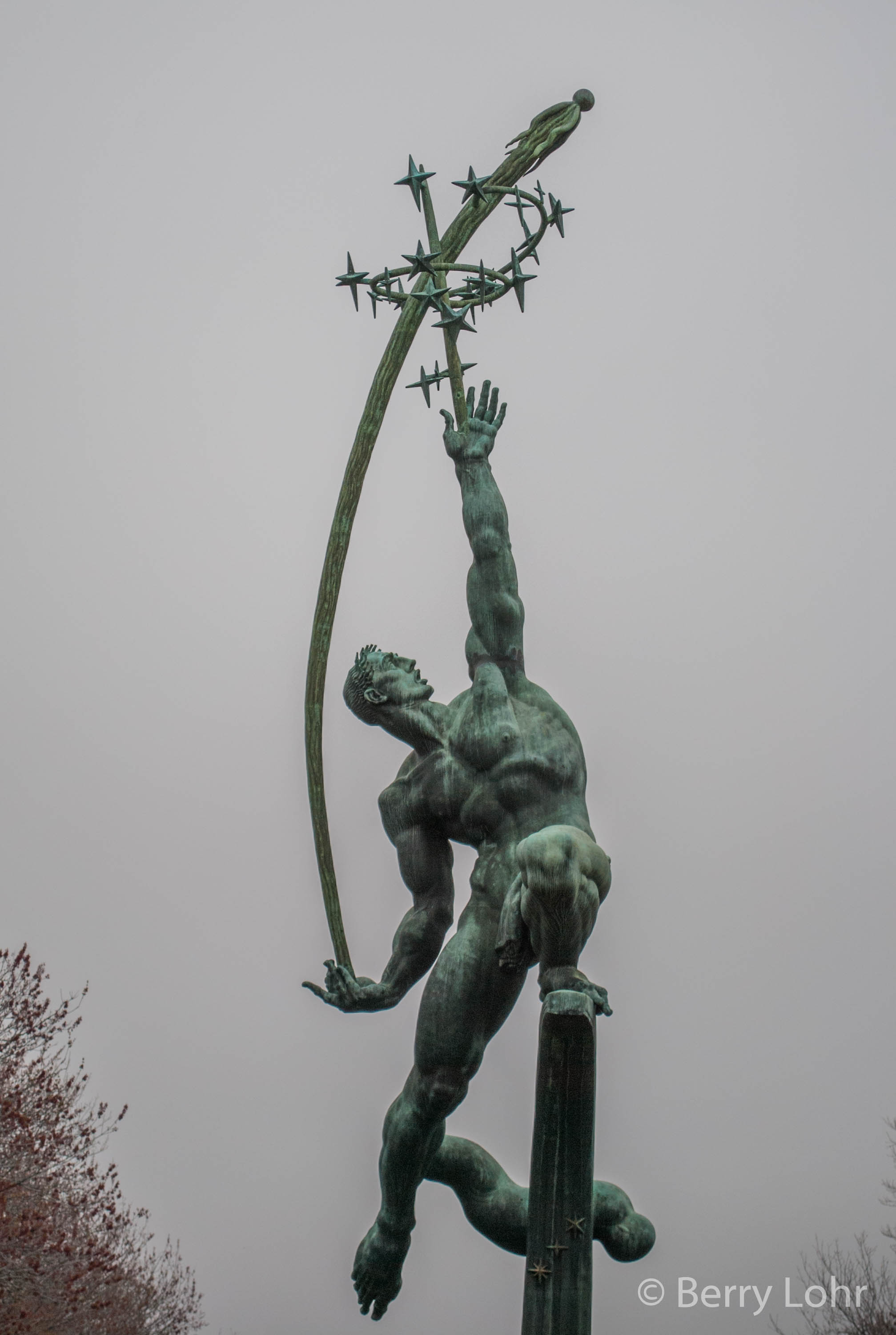 Statue 7