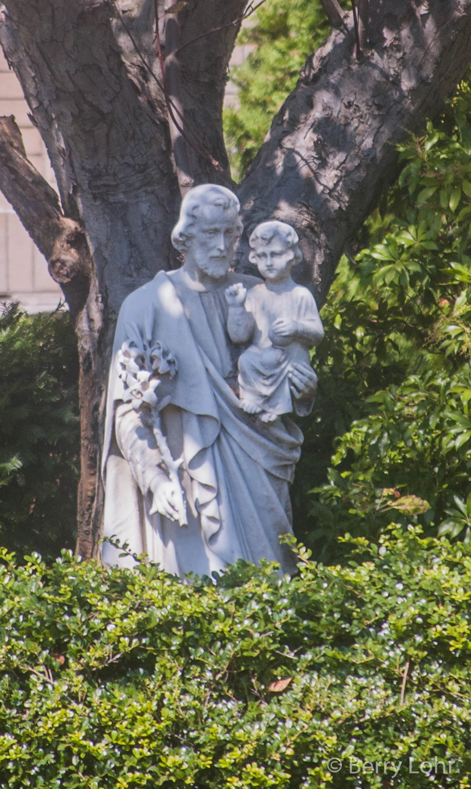 87 - Statue 9.jpg