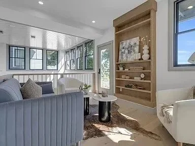 Balcony+space2.jpg