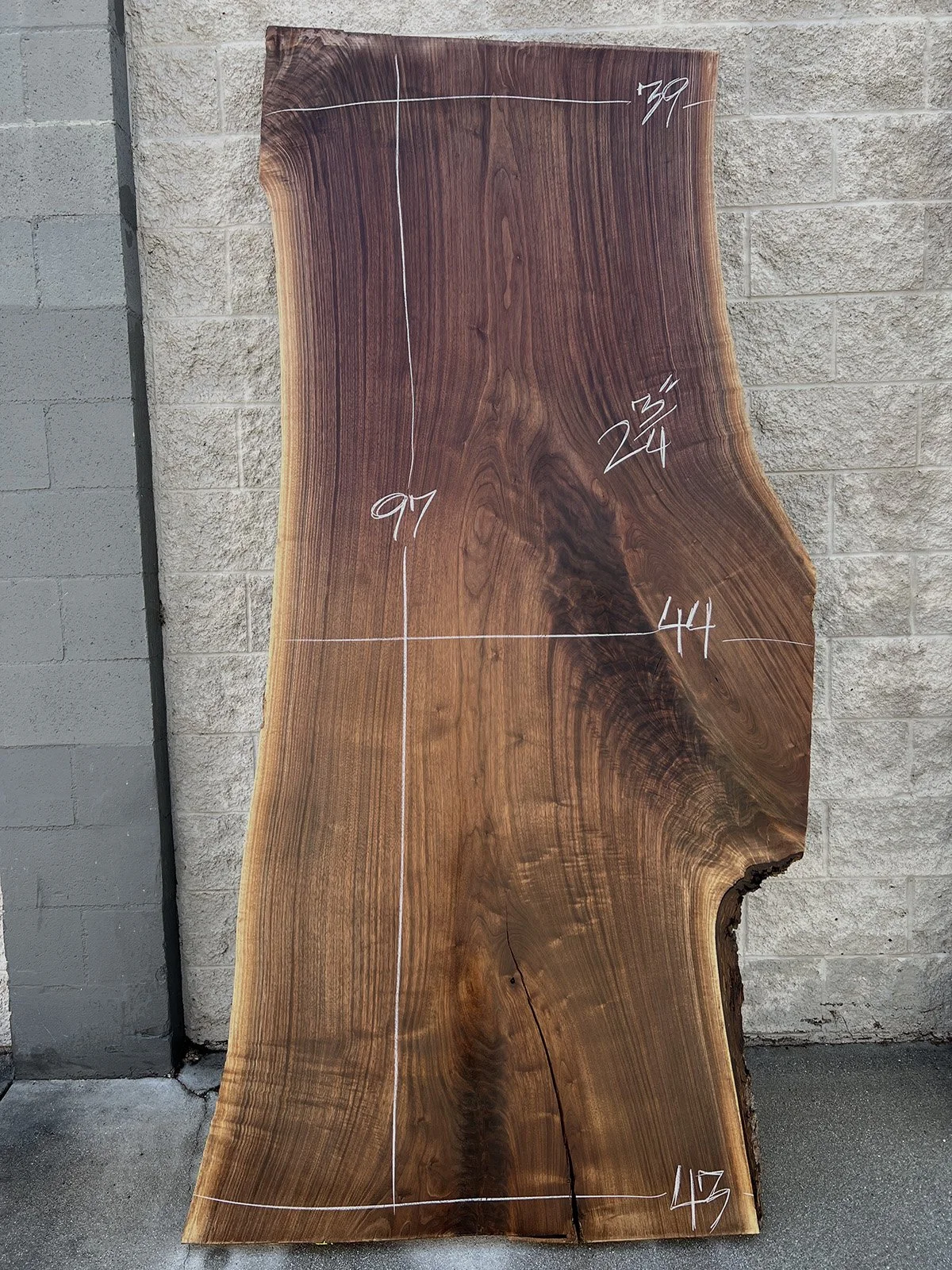 3711W-01.jpg