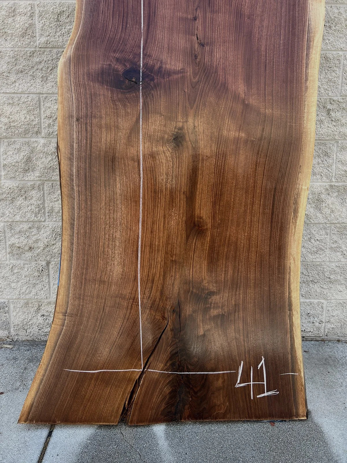3704W-02.jpg