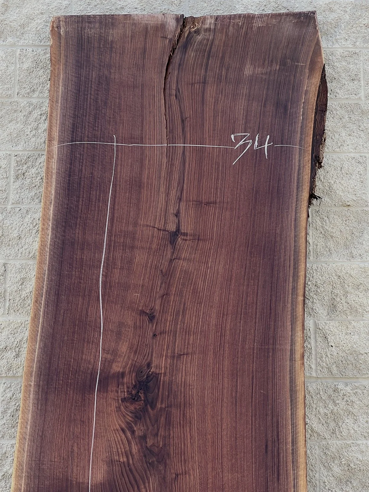 3704W-05.jpg