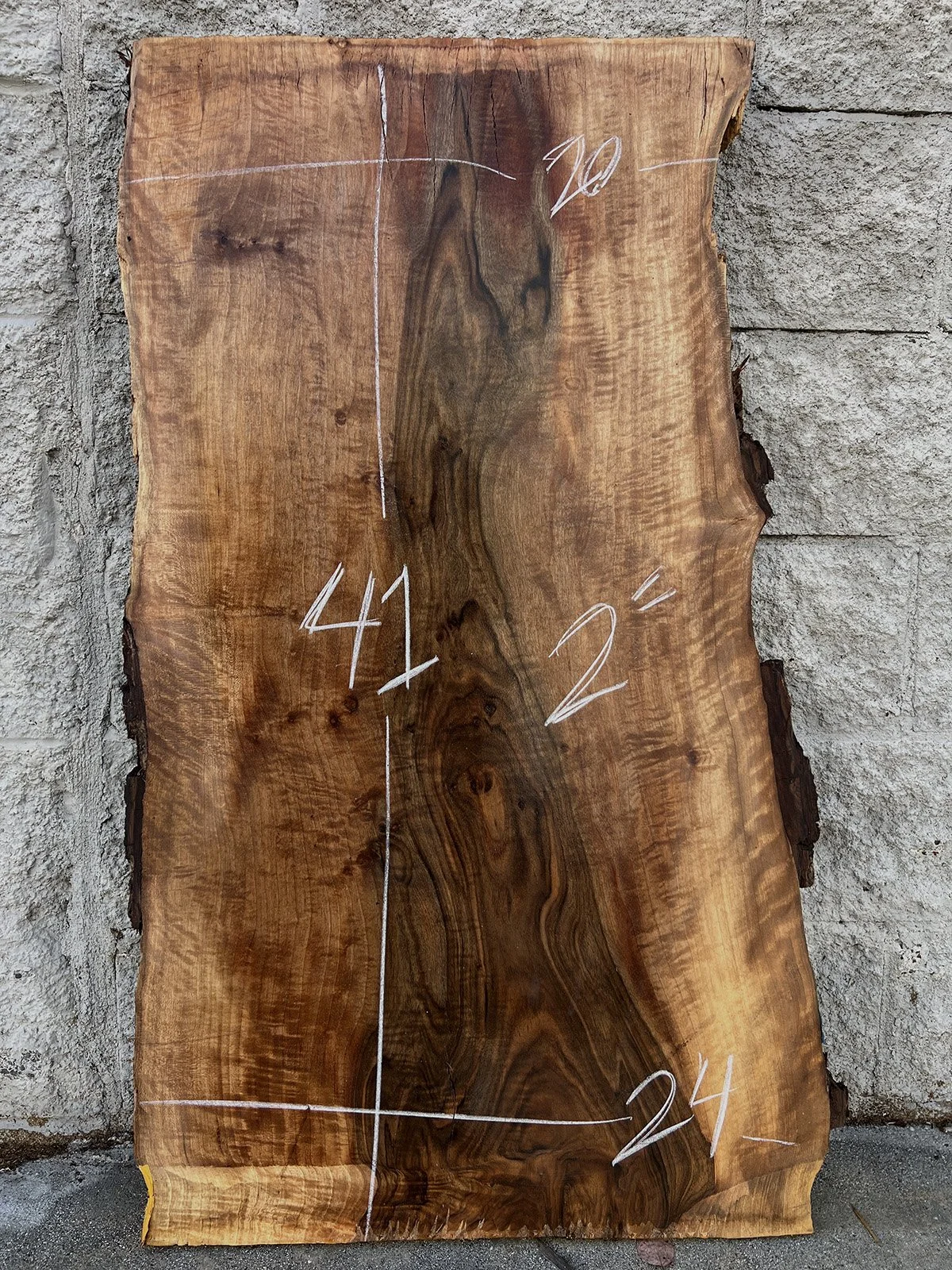 3735W-01.jpg