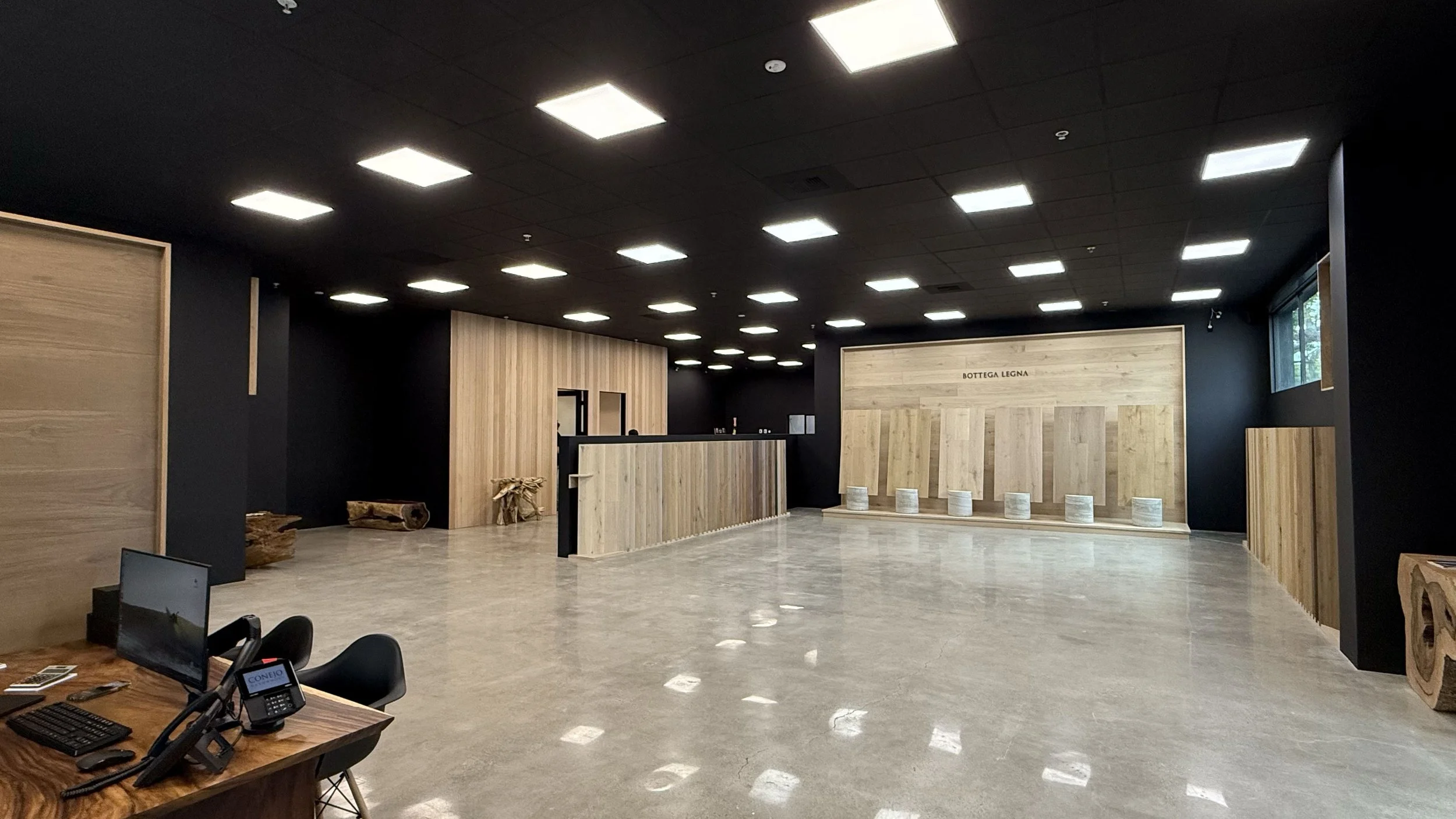 SB_CH_Showroom.jpg