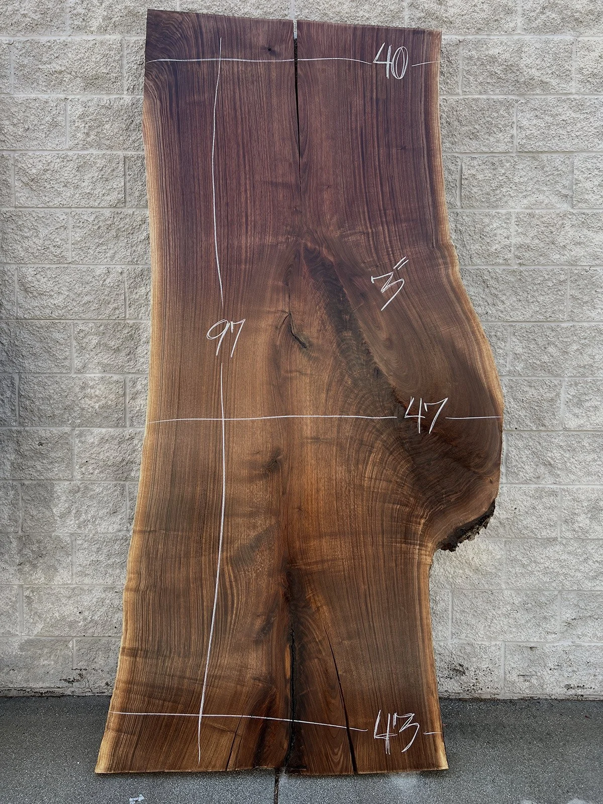 3712W-01.jpg