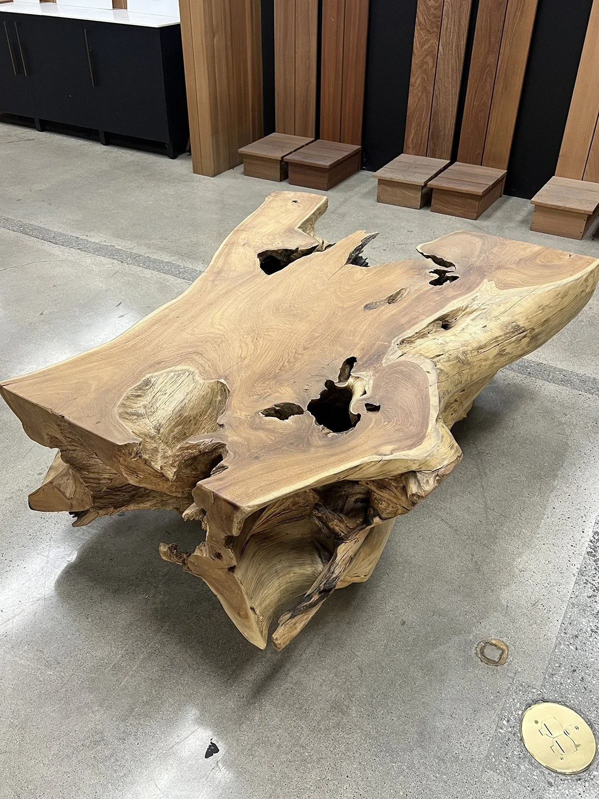 TEAK COFFEE TABLE