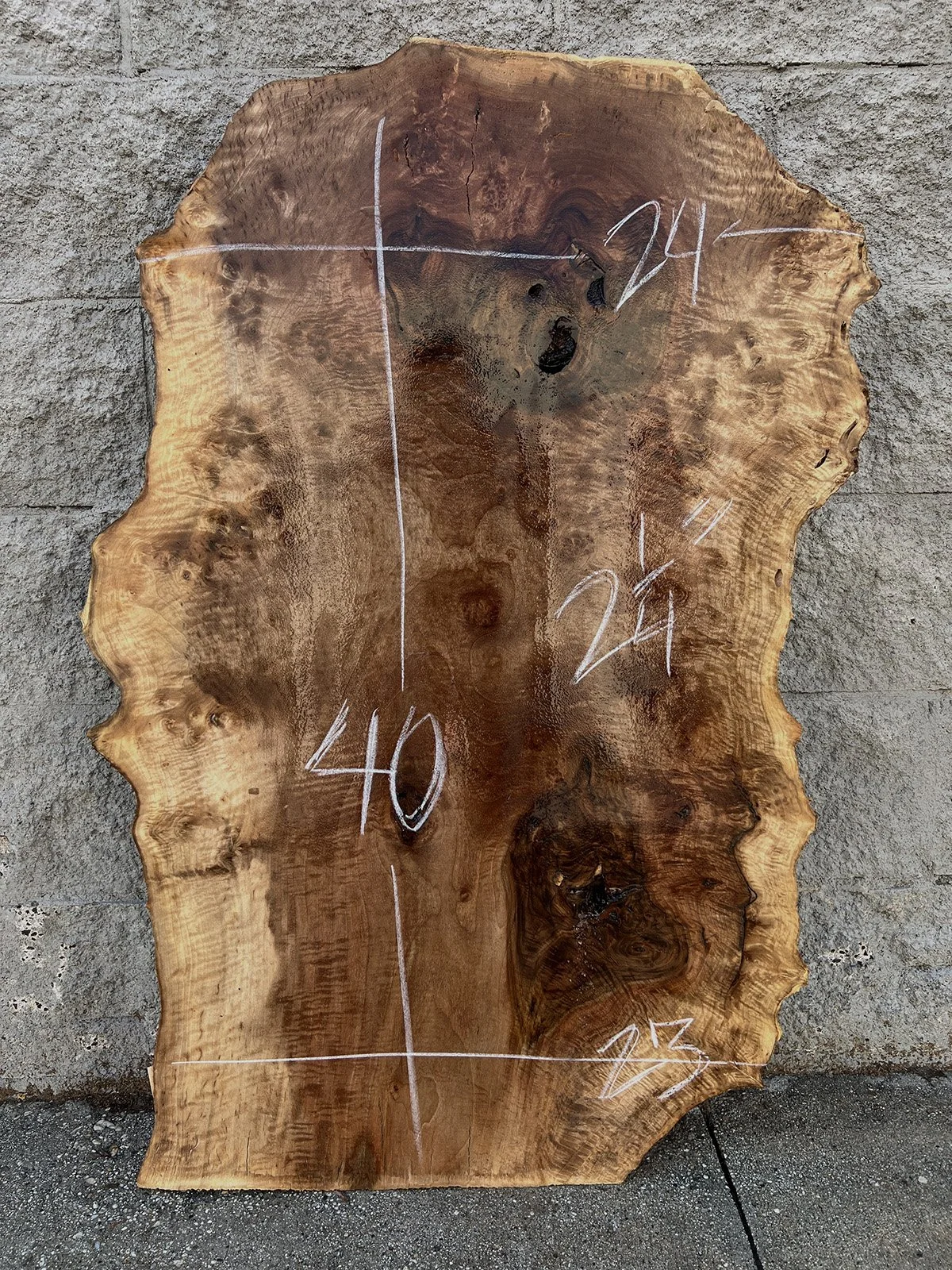 3739W-01.JPG