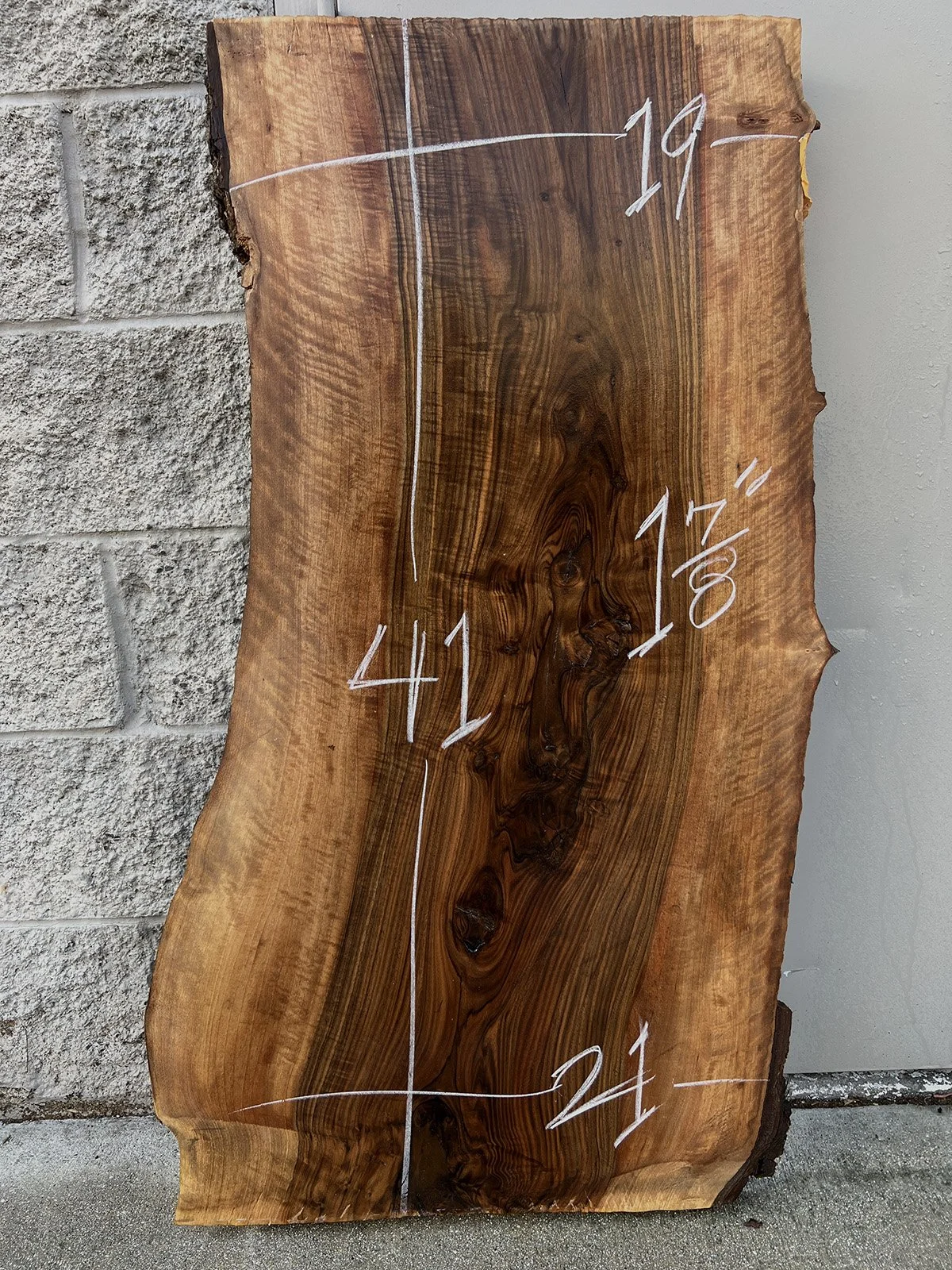 3741W-01.jpg