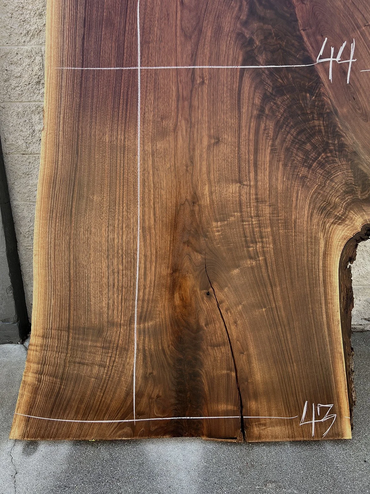 3711W-02.jpg