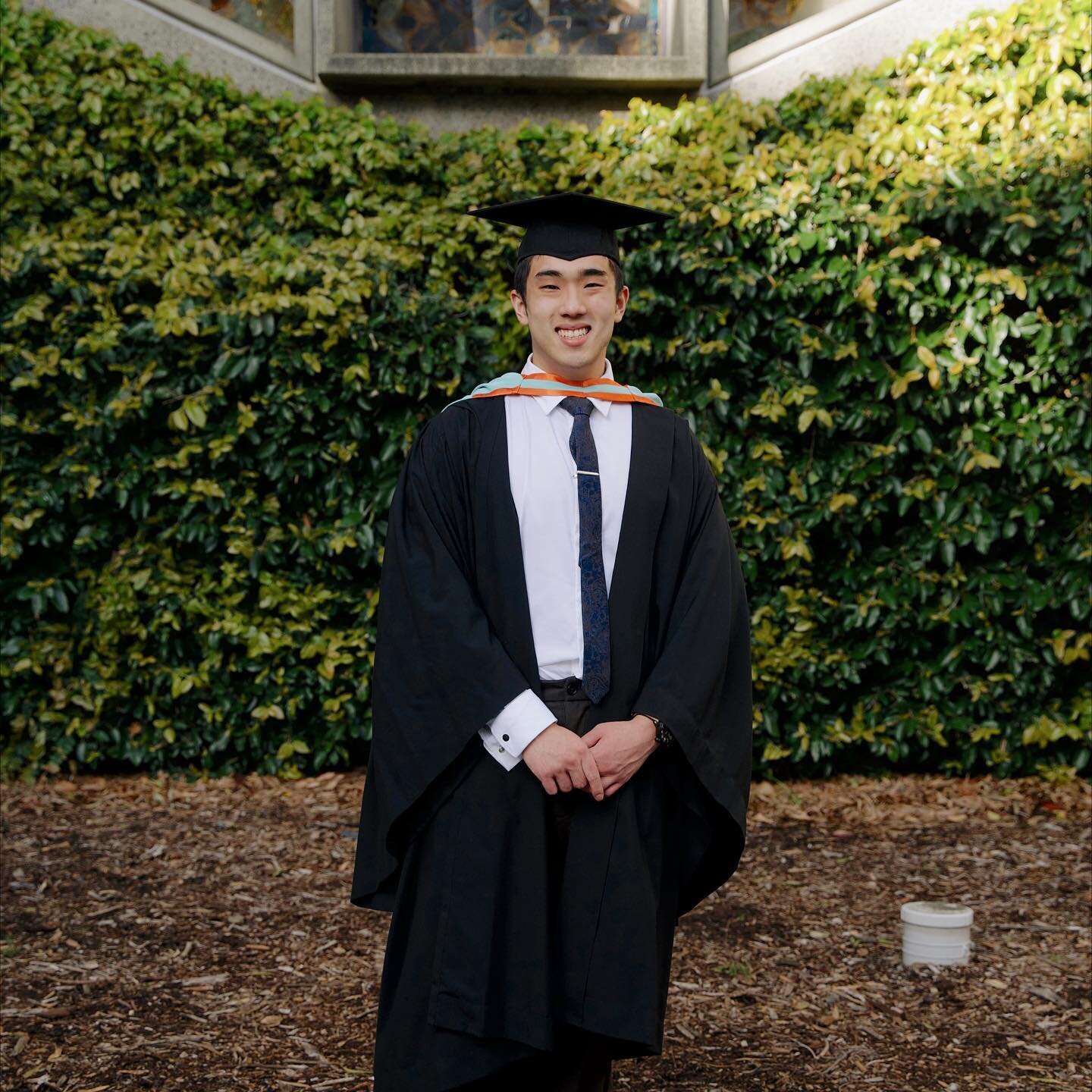 Last week I graduated from Monash with a bachelors of Industrial Design and IT (Interactive Media). Four years ago, I entered uni with skepticism and was really questioning if this was the right pathway for me. Over the next three years, this air of 