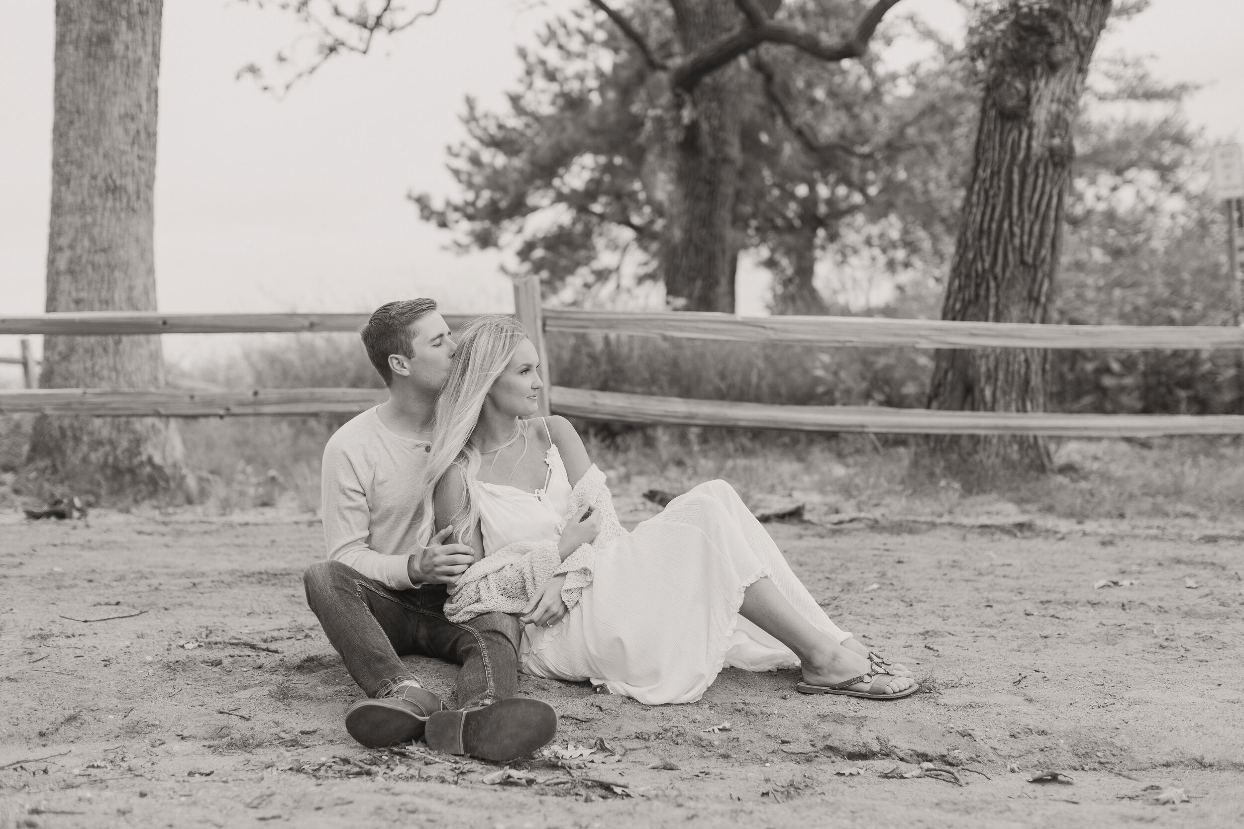 DecoraToppPhotography_ErinRyanEngagement-9625.jpg