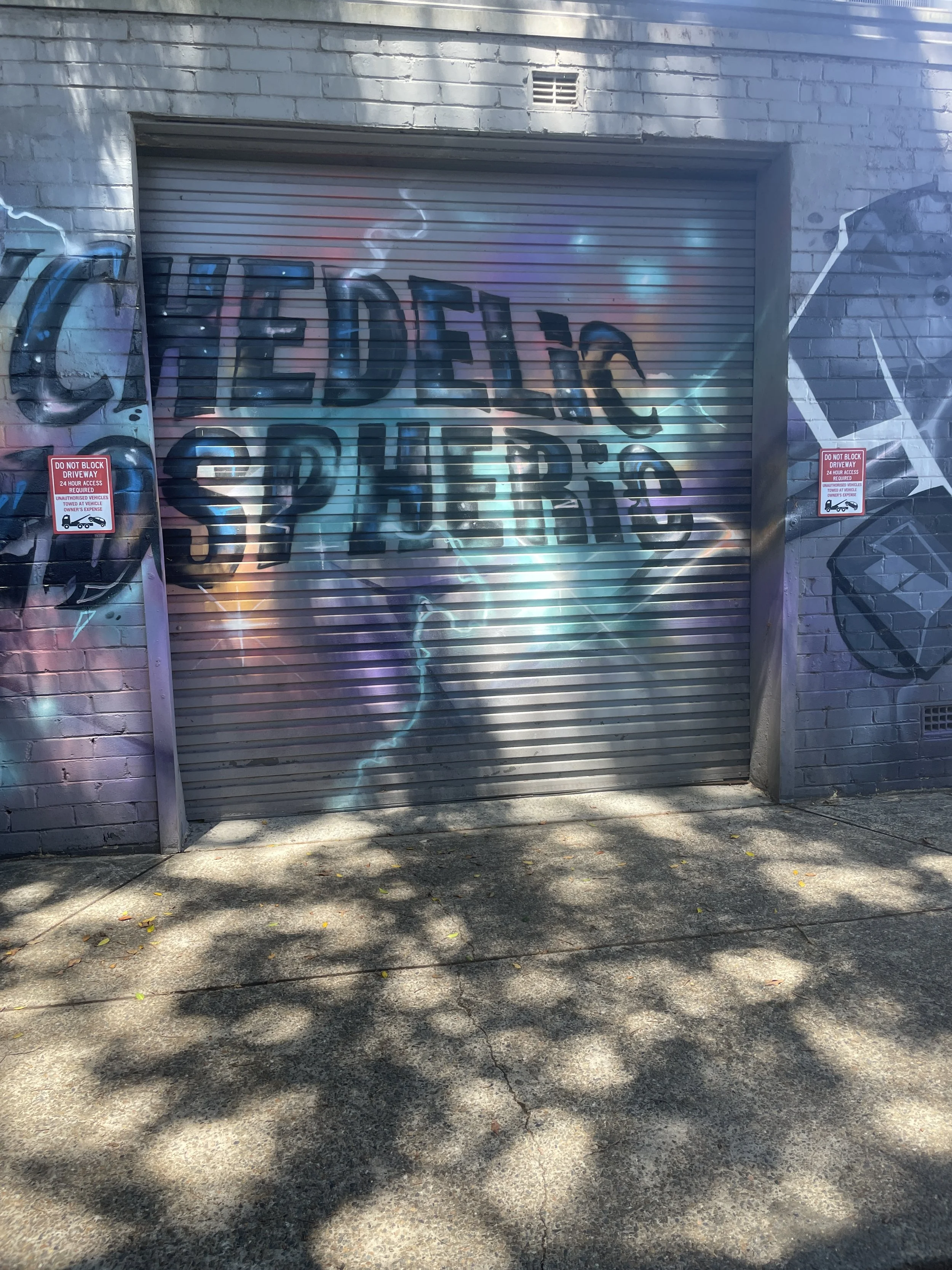 Garage Door can open for wheelchair access