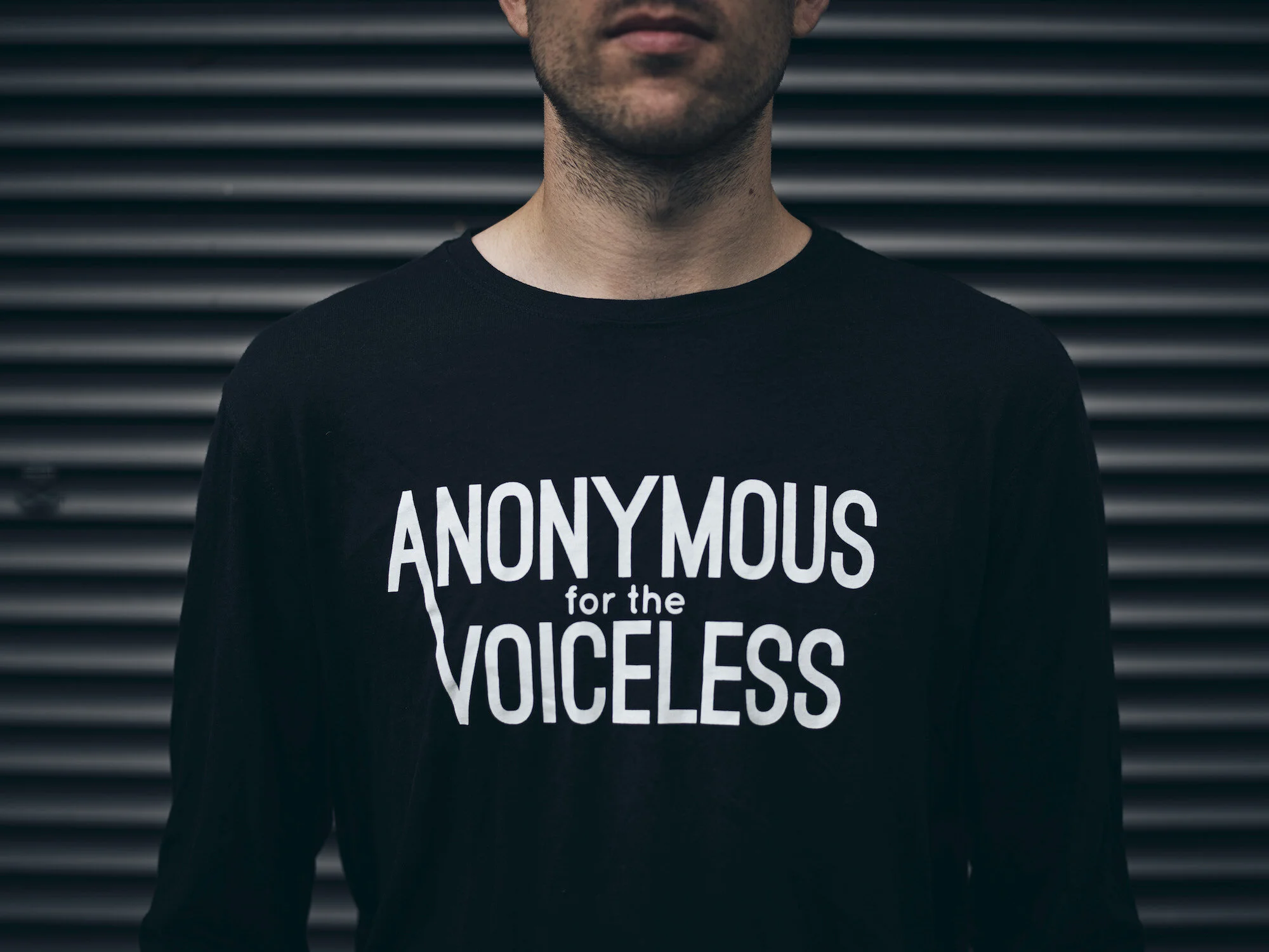 AV-long-sleeve-2.jpg