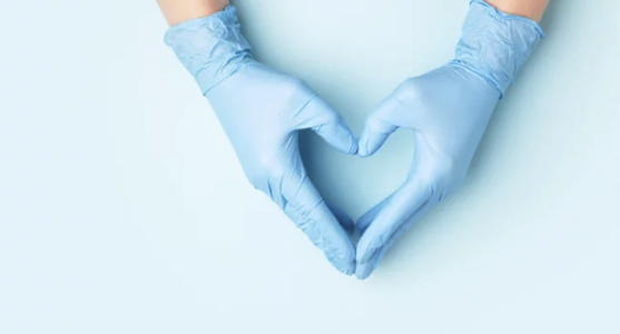 Heart Gloves.png