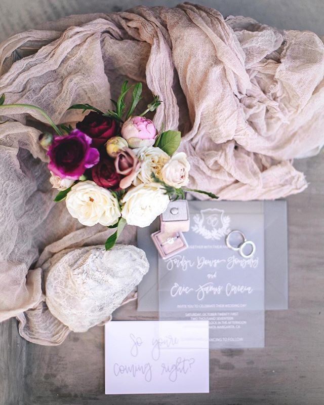 This wedding was nothing but dreamy✨ Love it when brides share their wedding albums with me, especially when it’s this good! 📷: @simplysmith__ planning: @ribbonandleaf