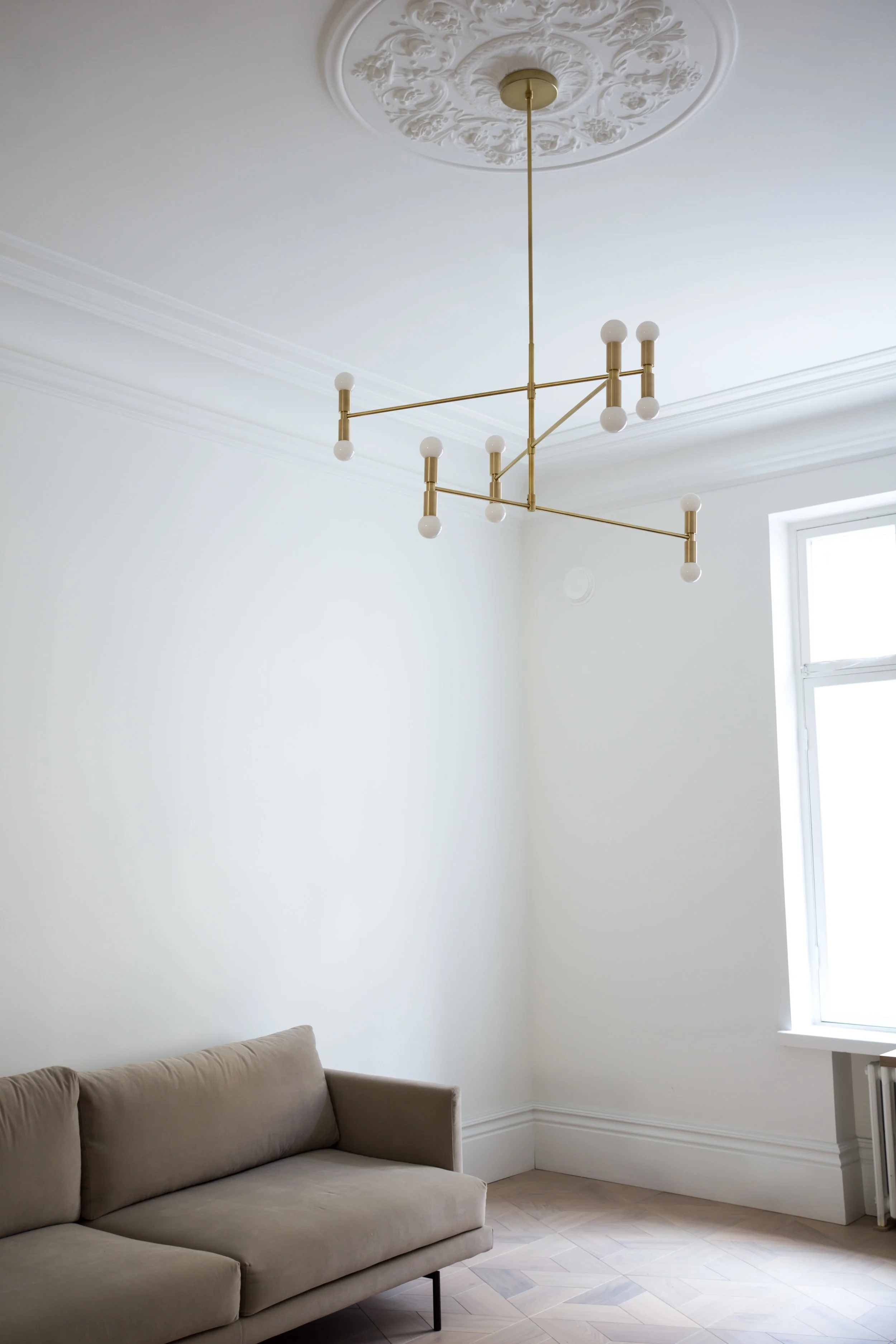 2018128Coterie-LivingroomSuspension-05771.jpg