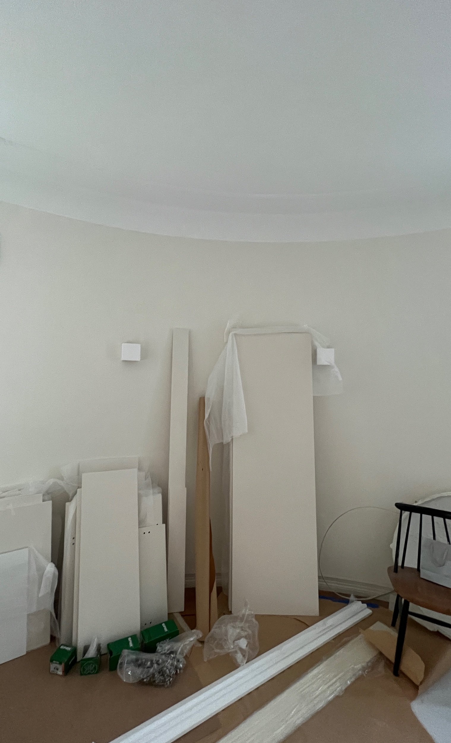 Remontti-blogi päivitetty - Keittiön asennus etenee