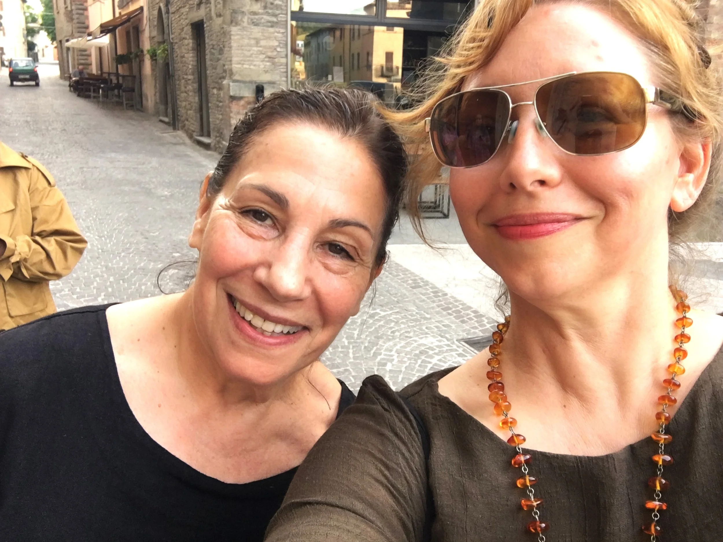 RC Amy and Angela Ferrario in Mercatello.JPG