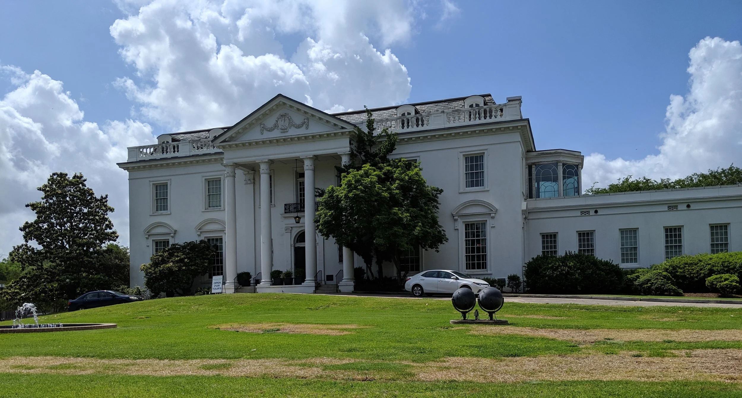 Gov. Long had it built like the White House so that “he could find the light switches when he got there”.