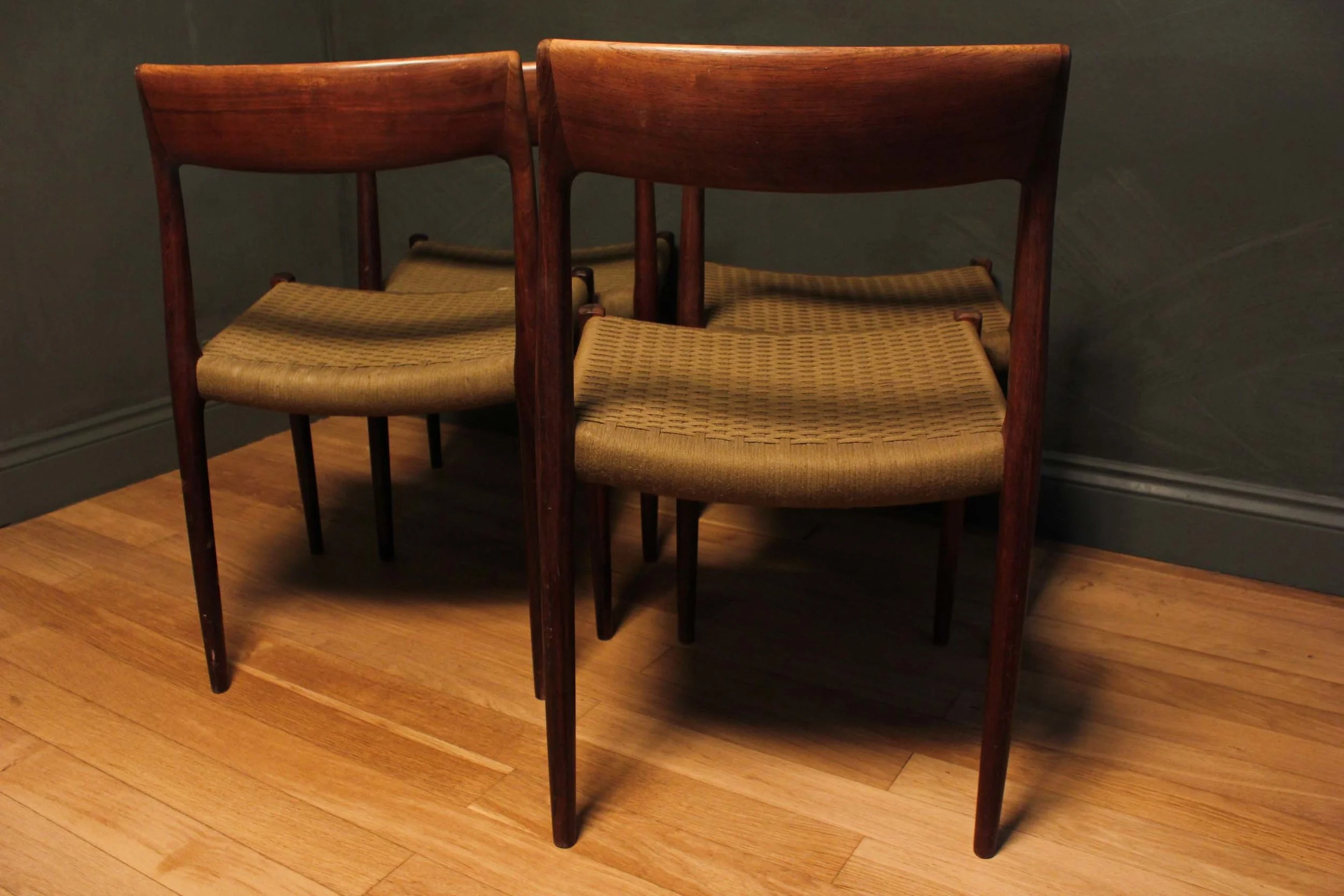 CHAIR 3.jpg