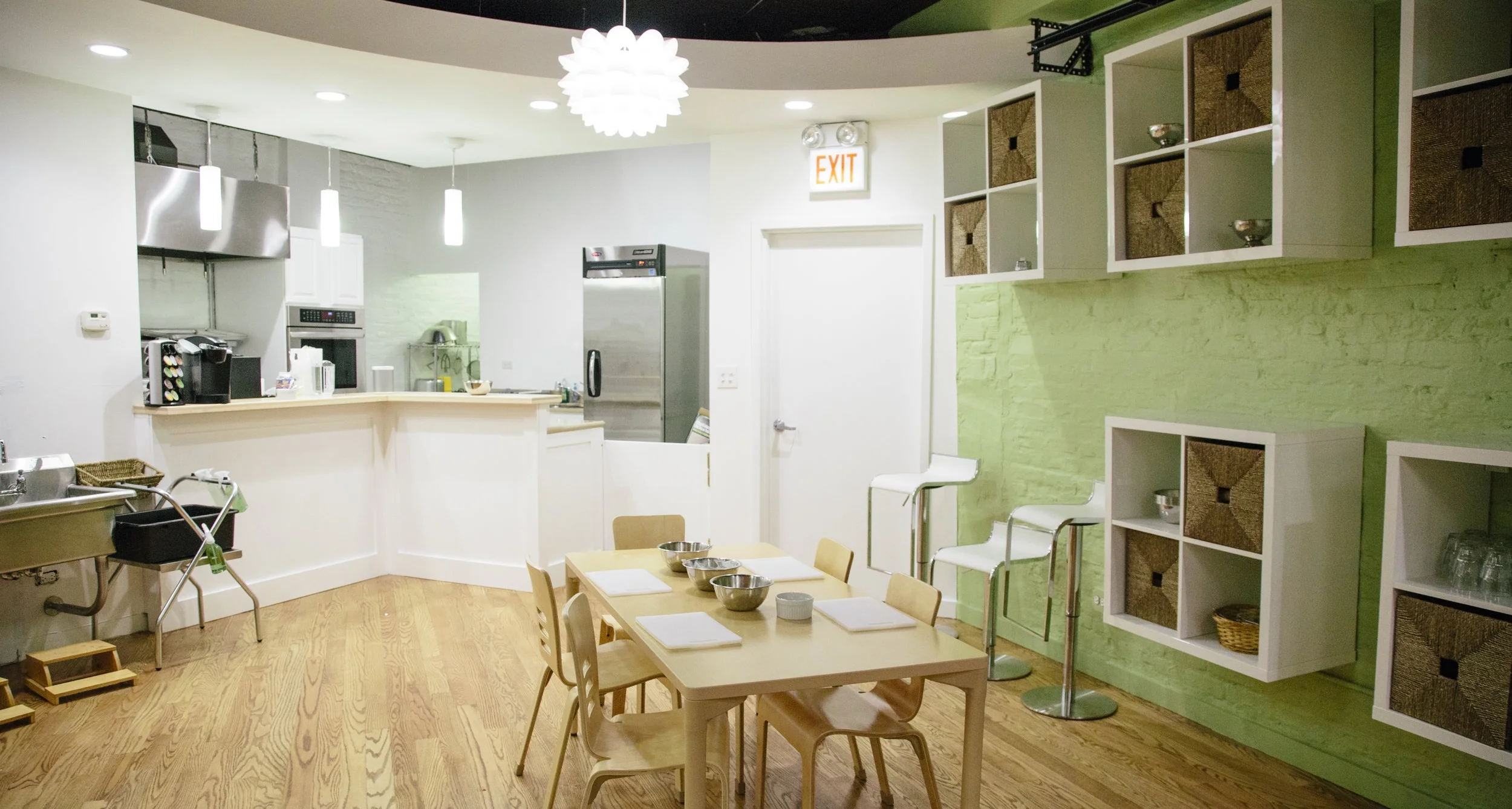 KT_Lakeview_LittlePhotoStudio2.jpg