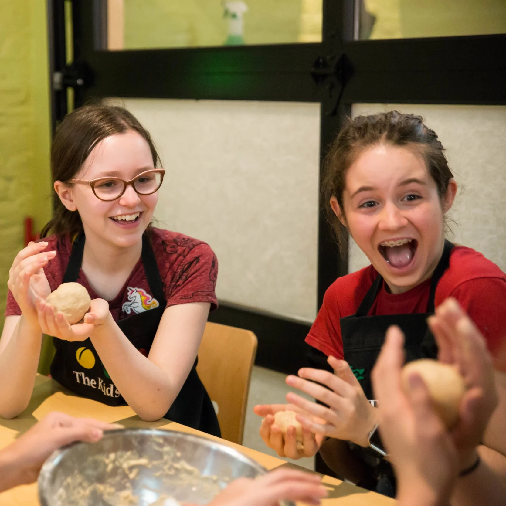 TEENS CAN COOK (11-14 yrs)