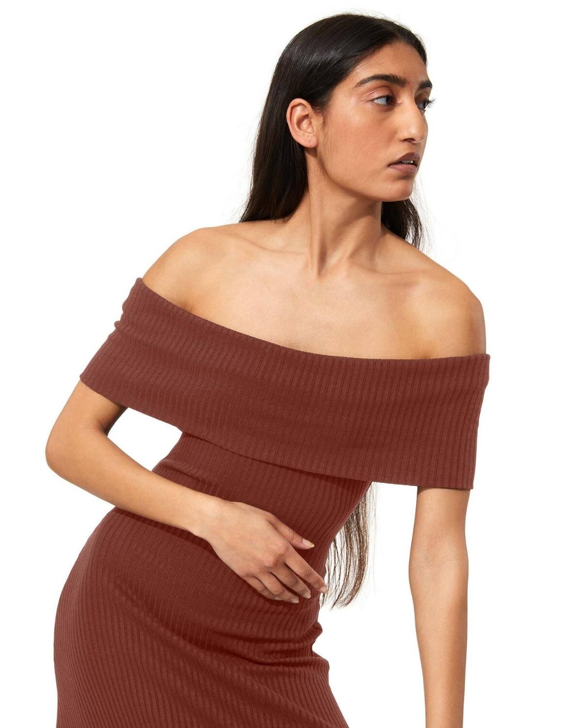 15 Sustainable Formal Dresses that Will 