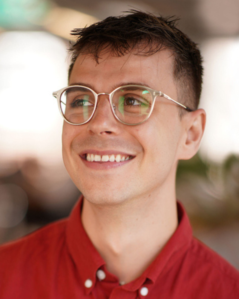 Navigating the Spectrum of Sustainable Fashion Jobs: Insights from a Sustainability Recruiter