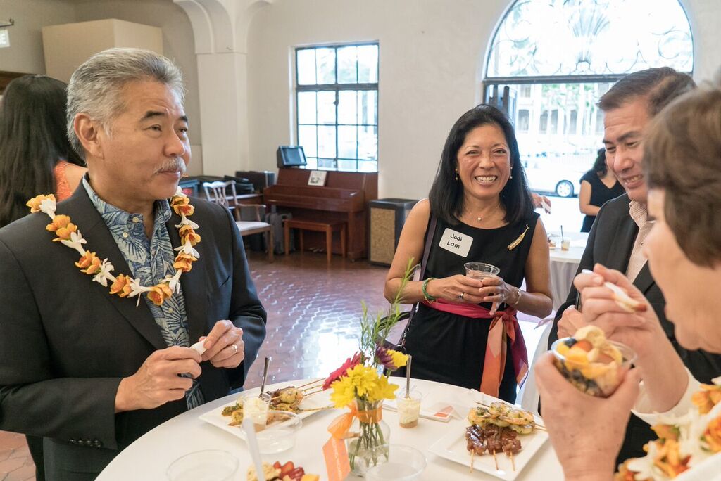 Gov. Ige Jodi Lam.jpg