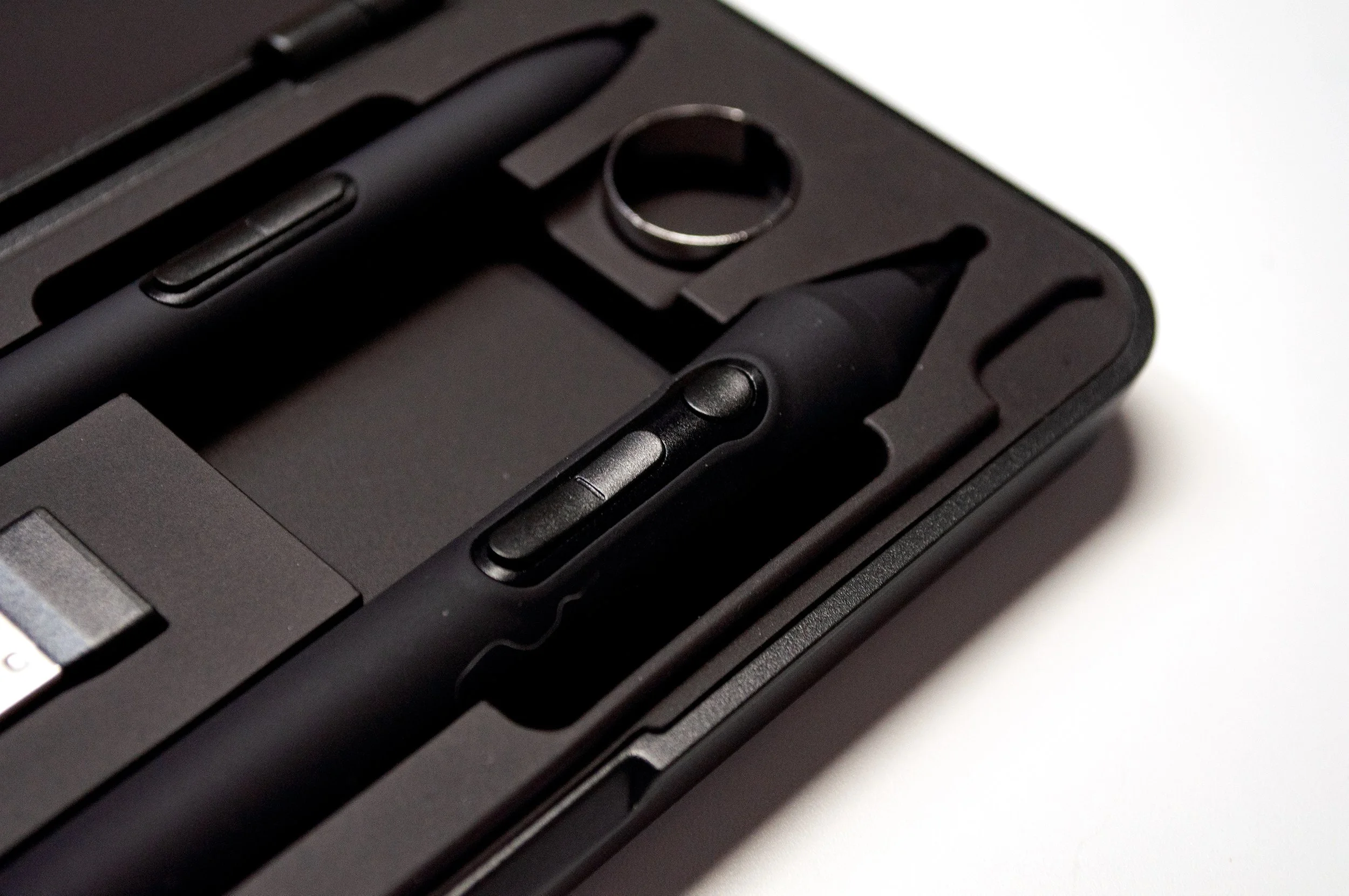 Review of Xencelabs Tablet and Pen Digital Art — The Art Gear Guide