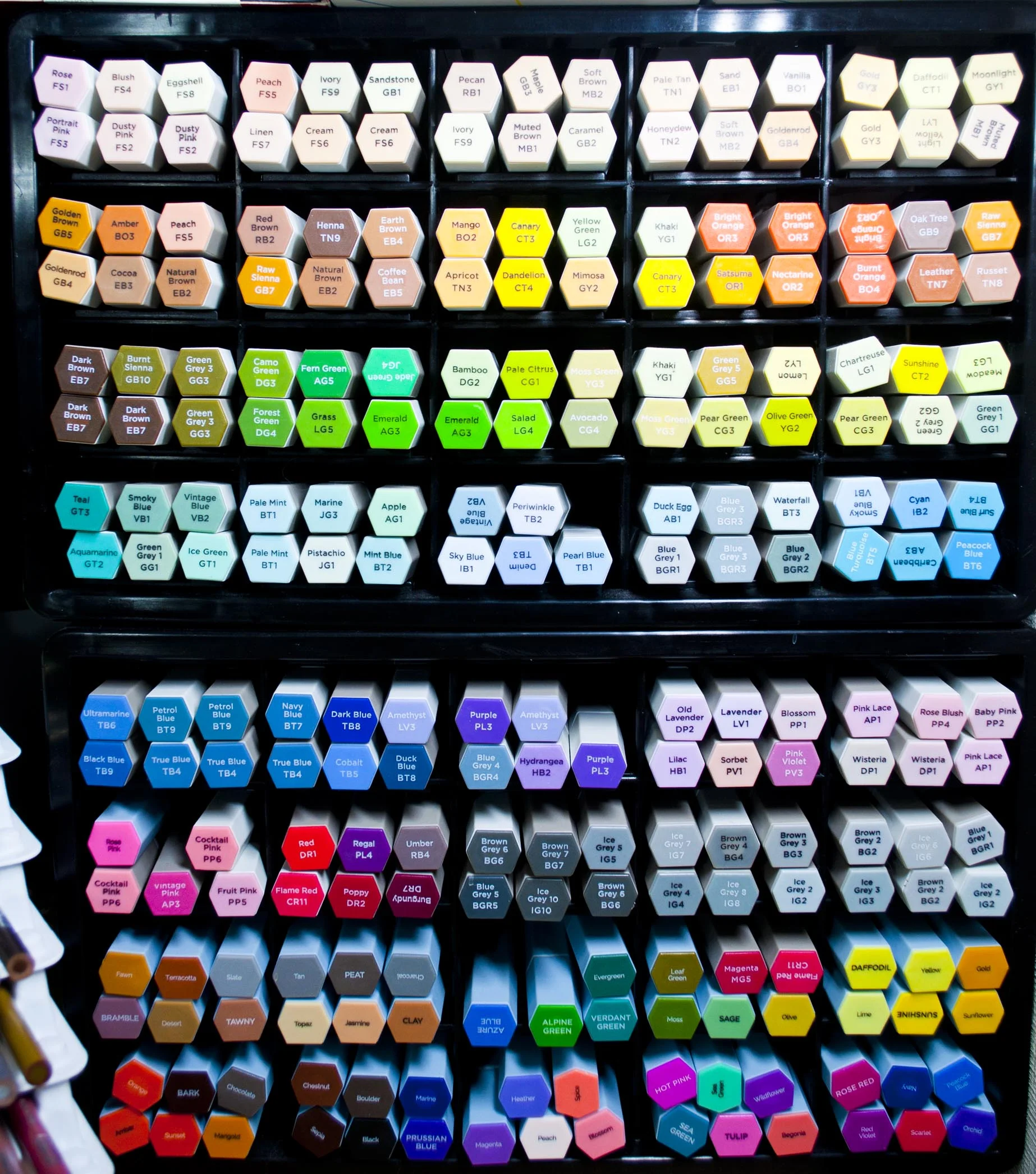 Spectrum Noir Markers 1.jpg