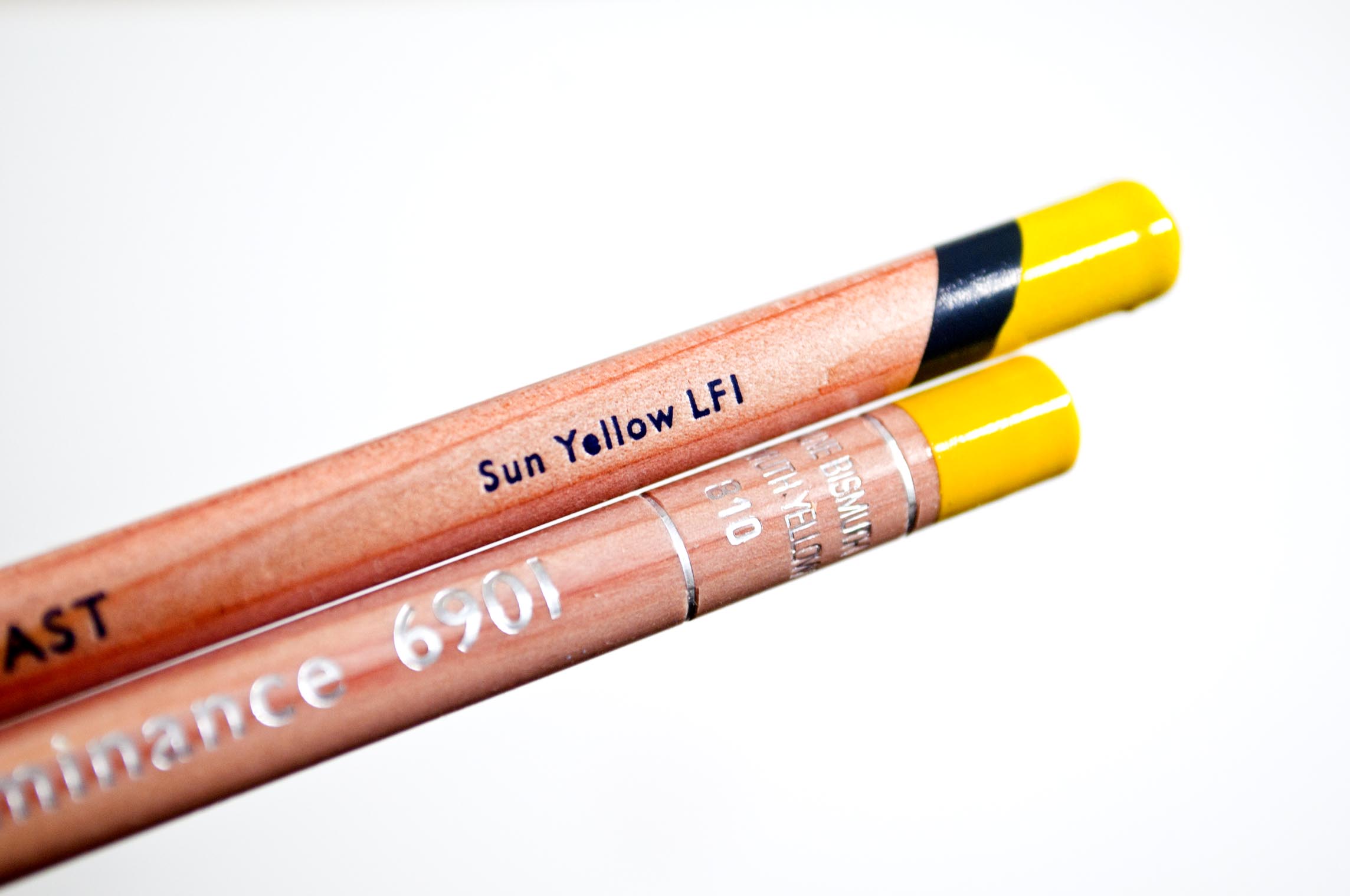 Caran D'Ache Professional Luminance Colored Pencil - Bismuth