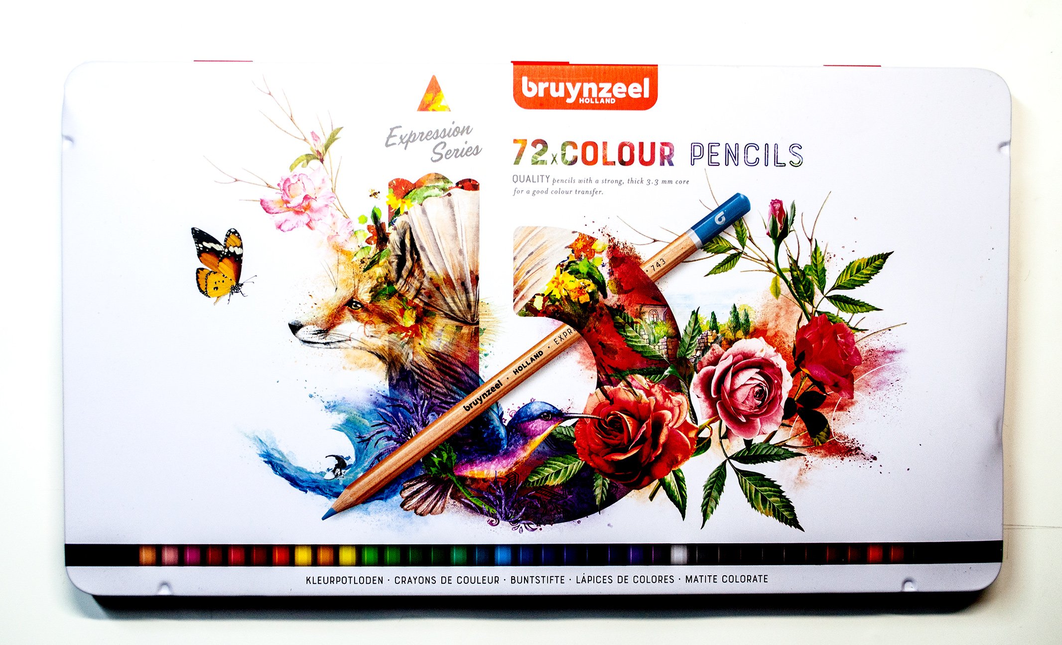 Silverwolf Cards: Reviewing a 'budget' set of colouring pencils.