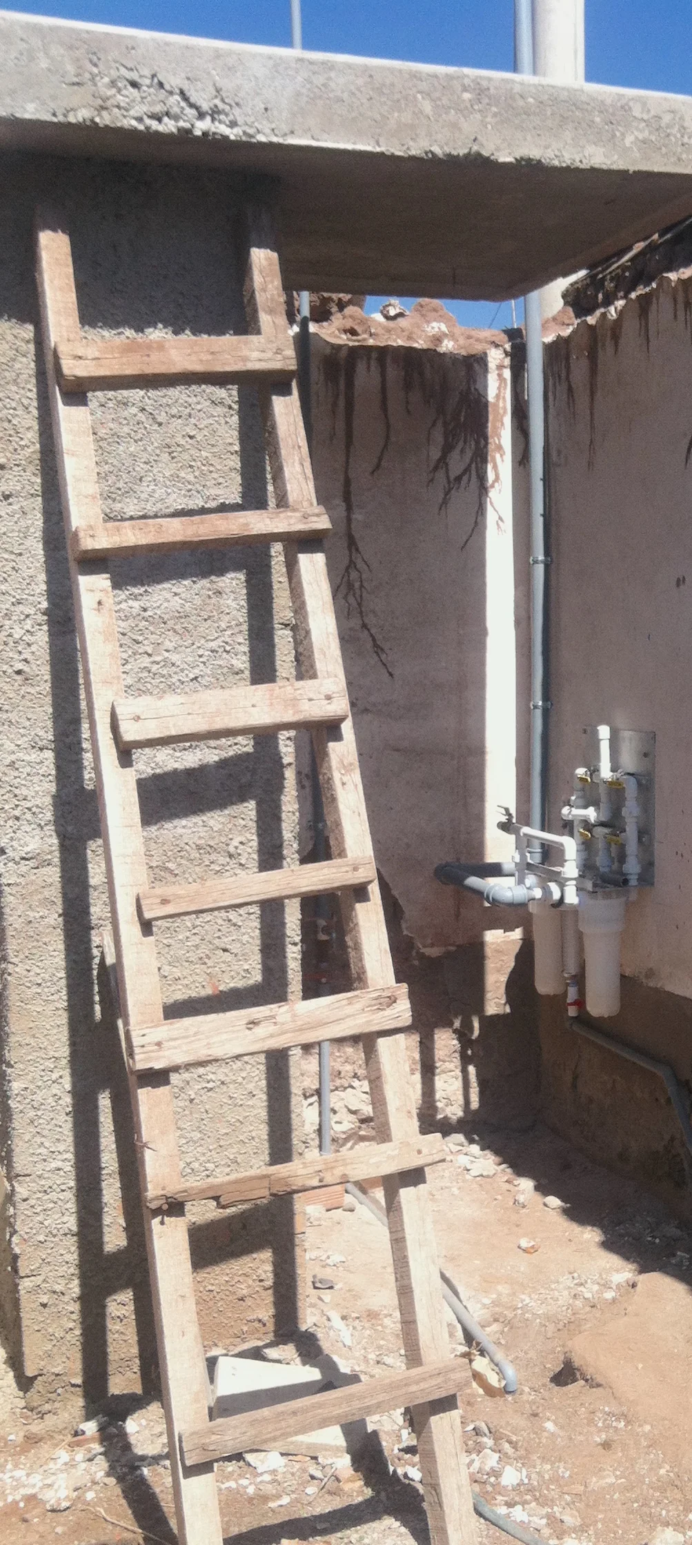 Water filter Yuncaypata.jpg