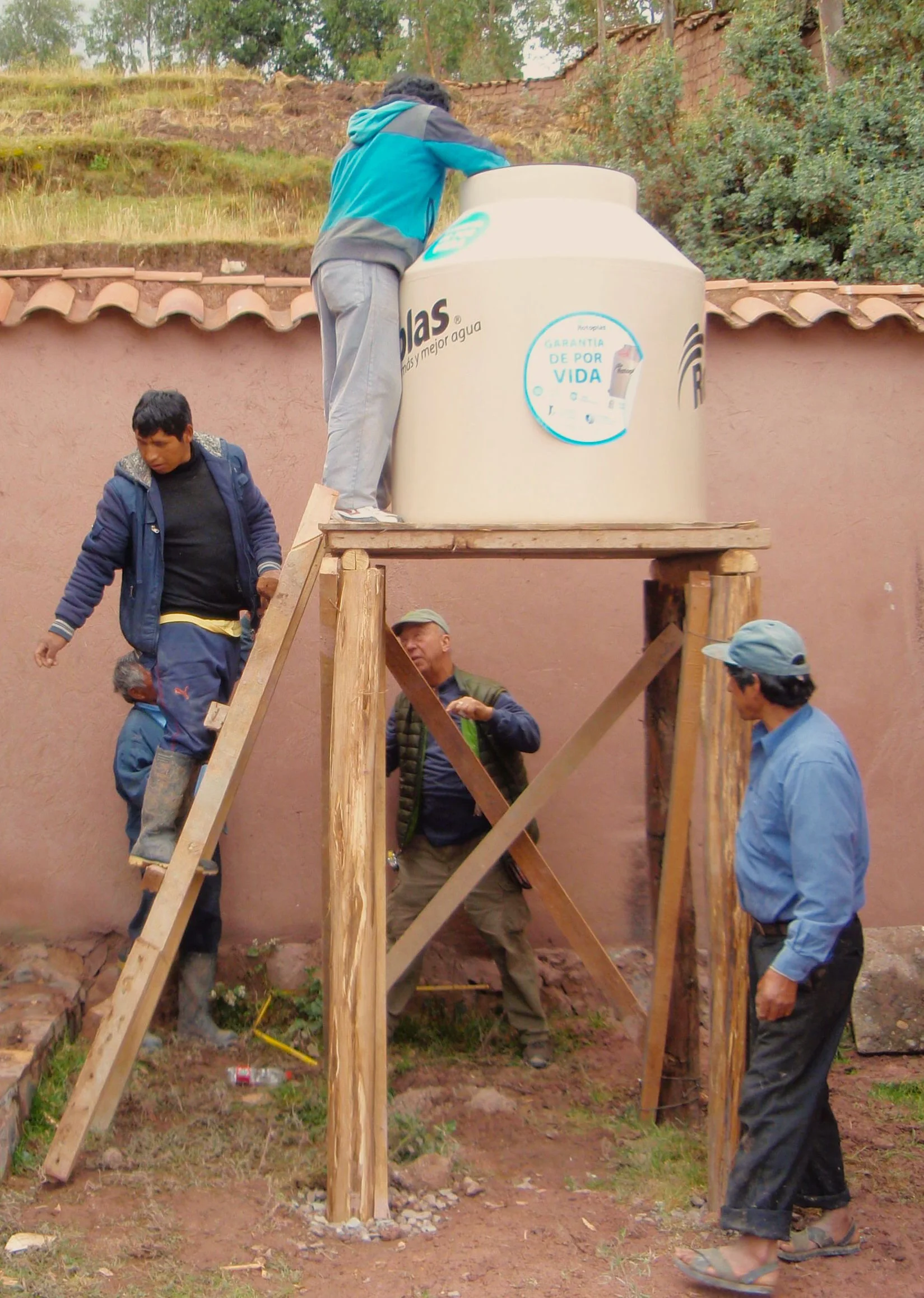assem tank 3.jpg