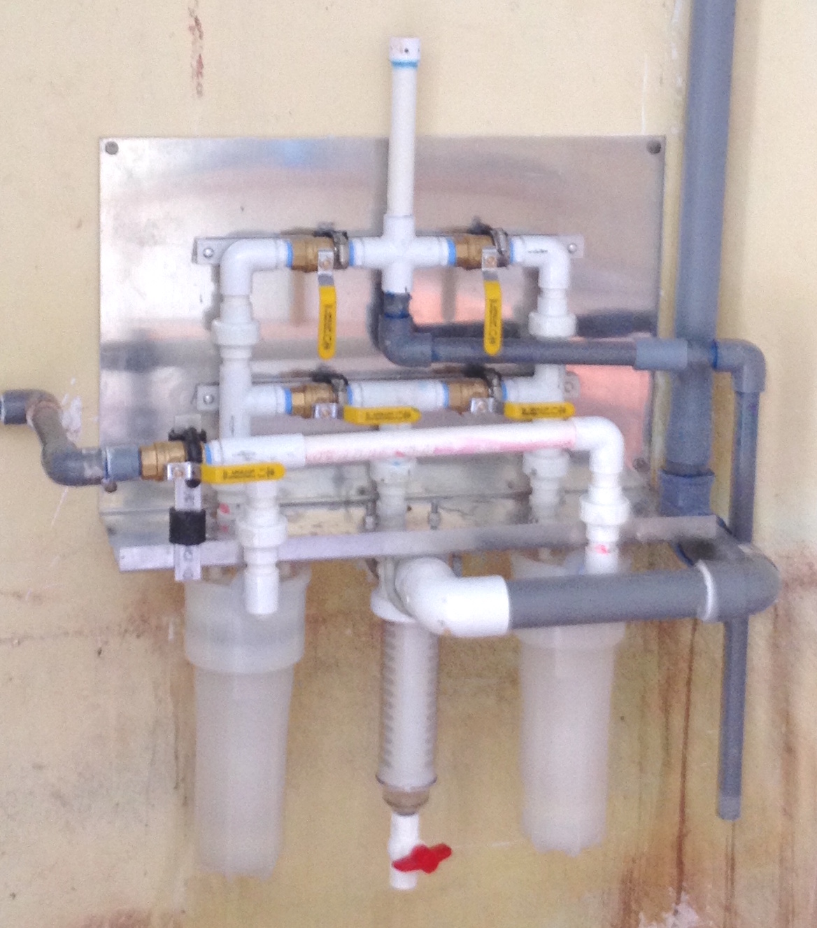 Wayllarcocha filter - wall.jpg