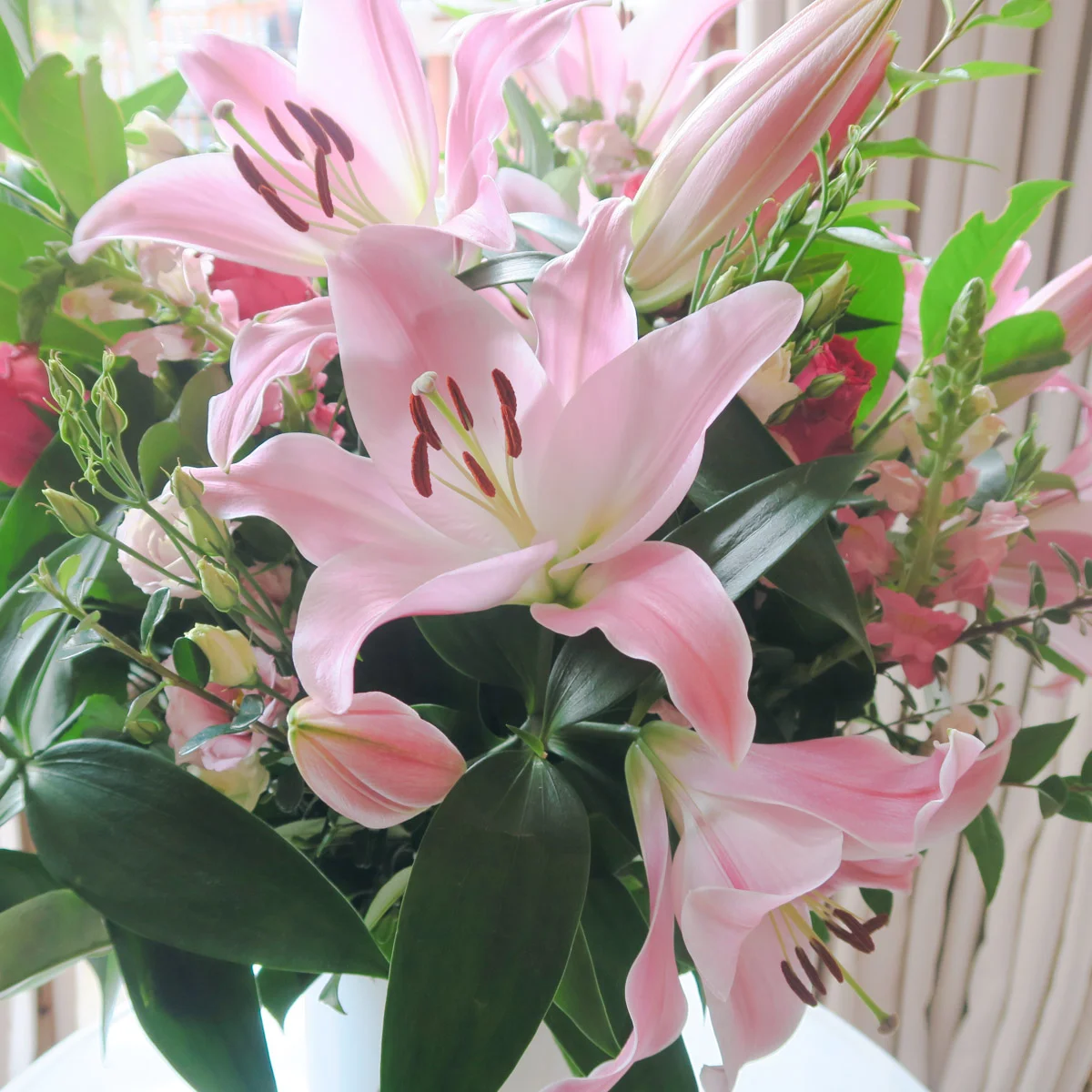 Let's face it, these flowers are only in the foyer for Instagram. They WANT it.