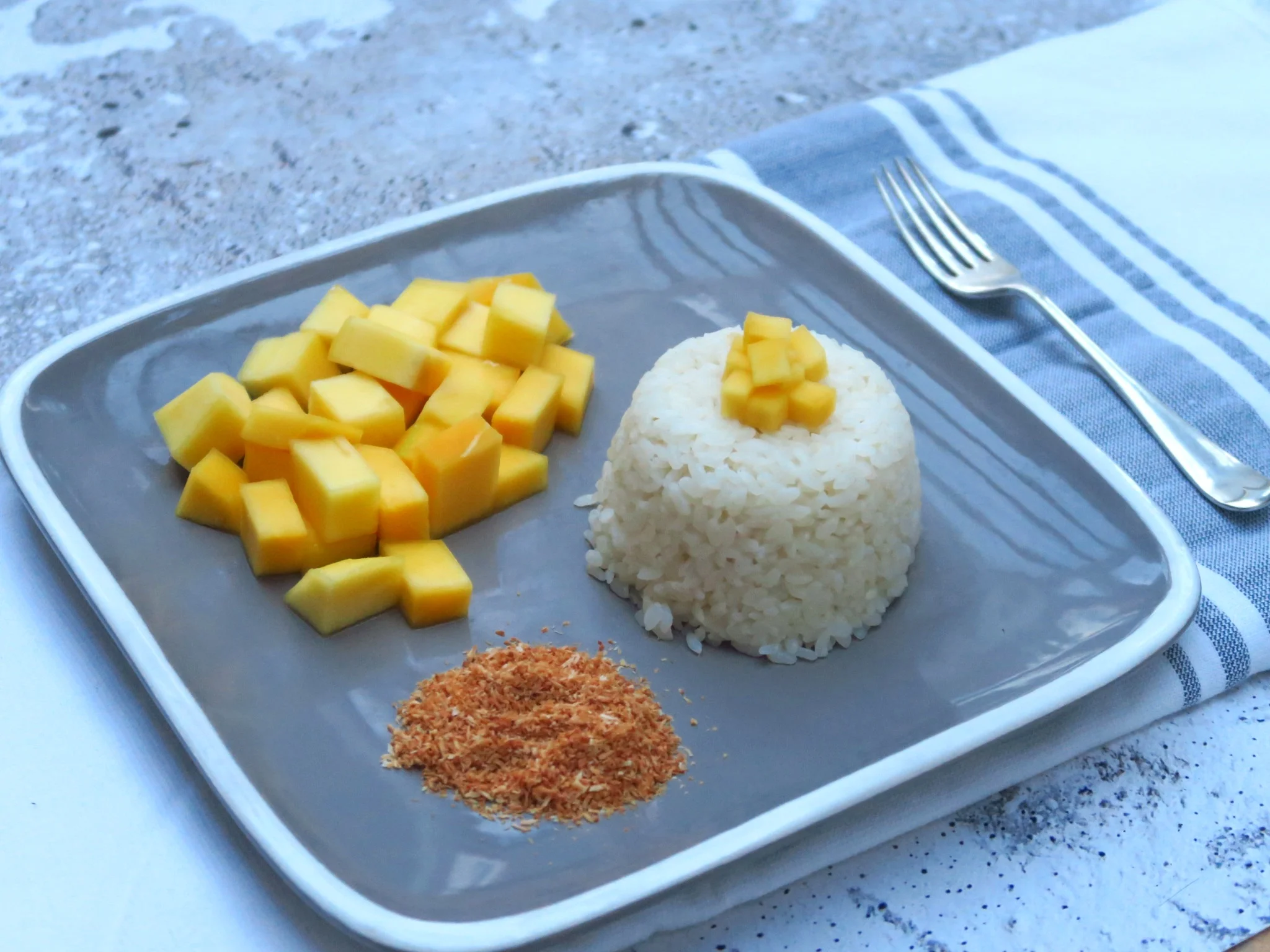 Mango+sticky+rice++%283%29.jpg